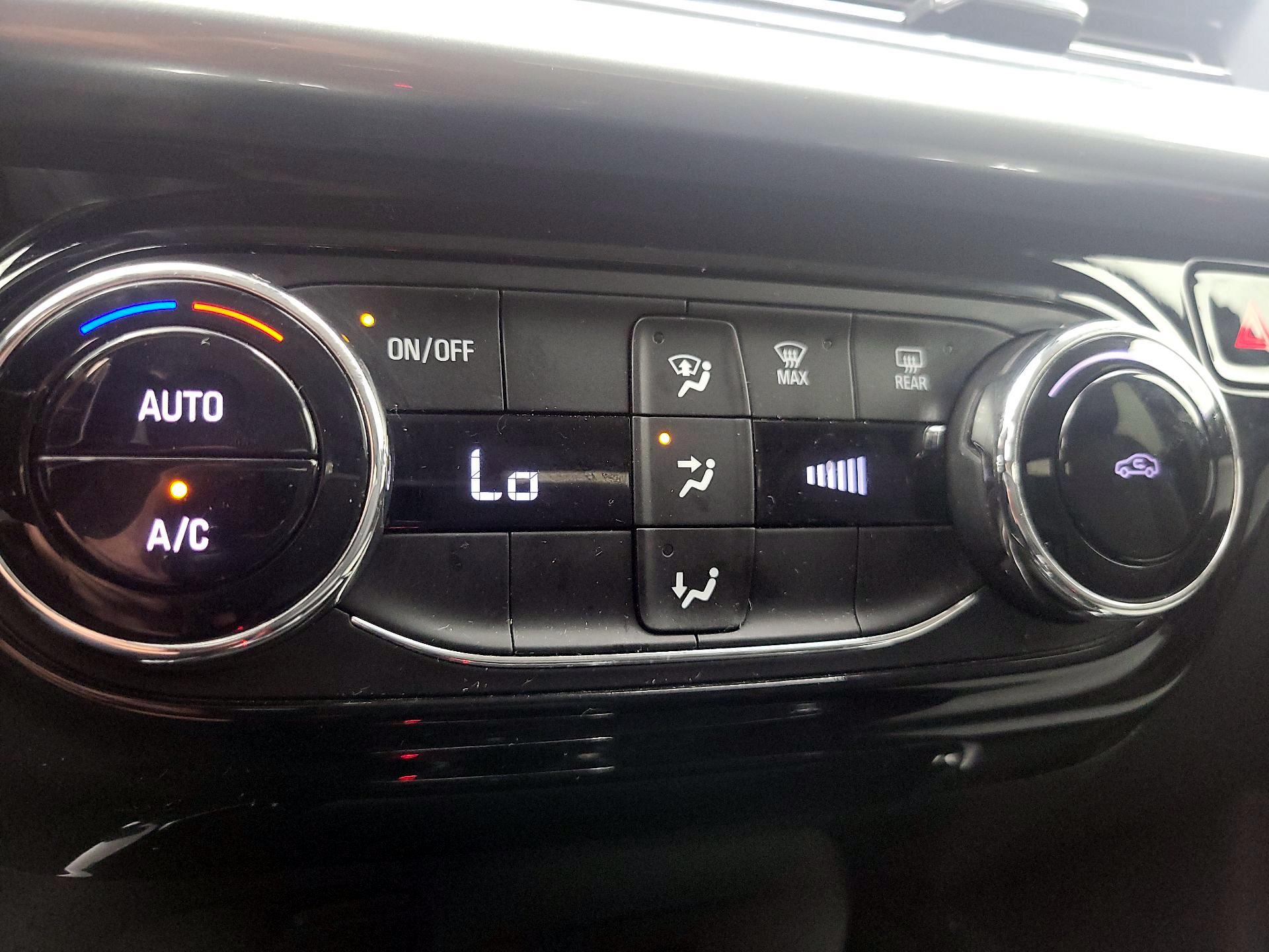 Thumbnail: 2025 Chevrolet Trax - 16