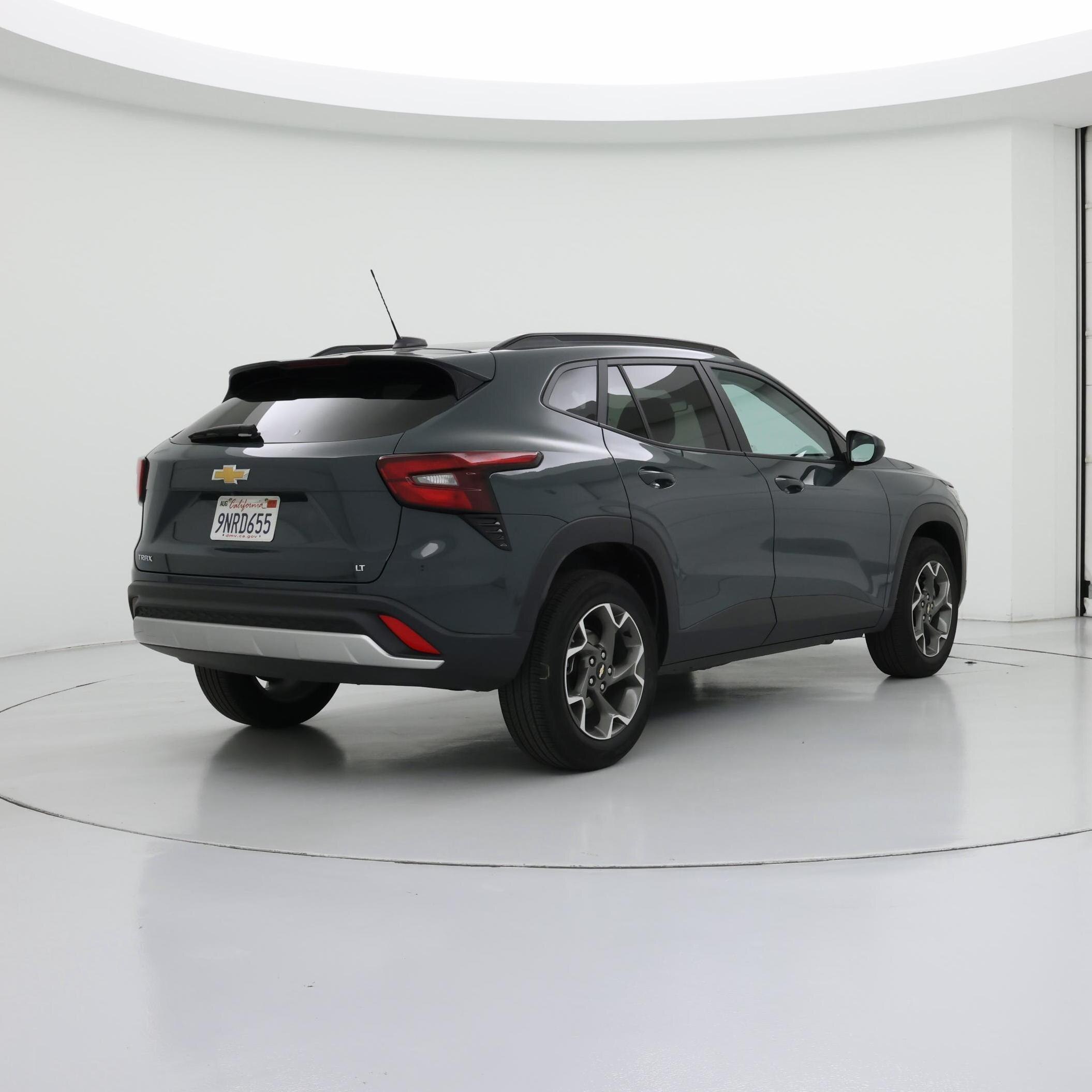 Thumbnail: 2025 Chevrolet Trax - 8