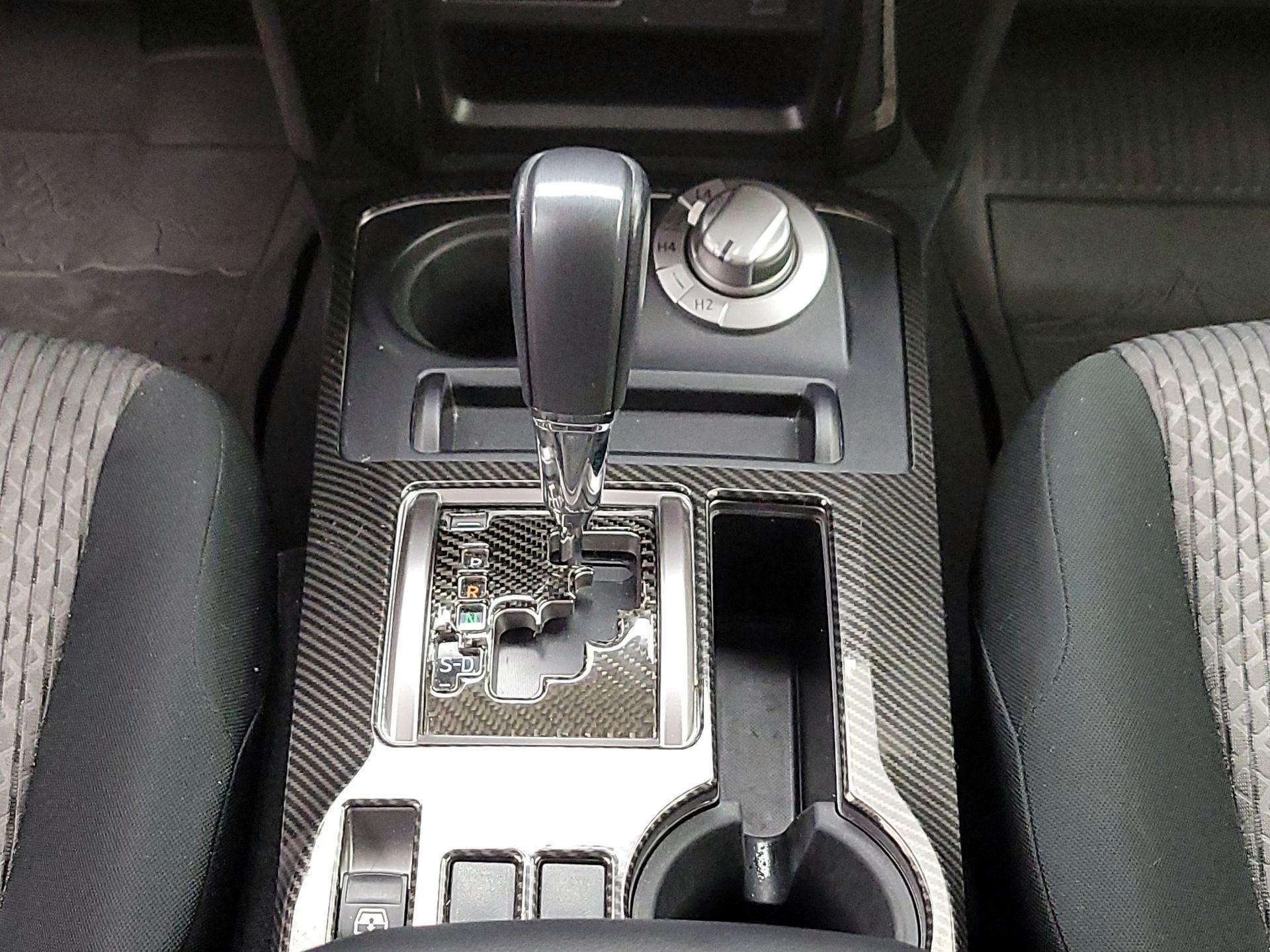 Thumbnail: 2019 Toyota 4Runner - 18