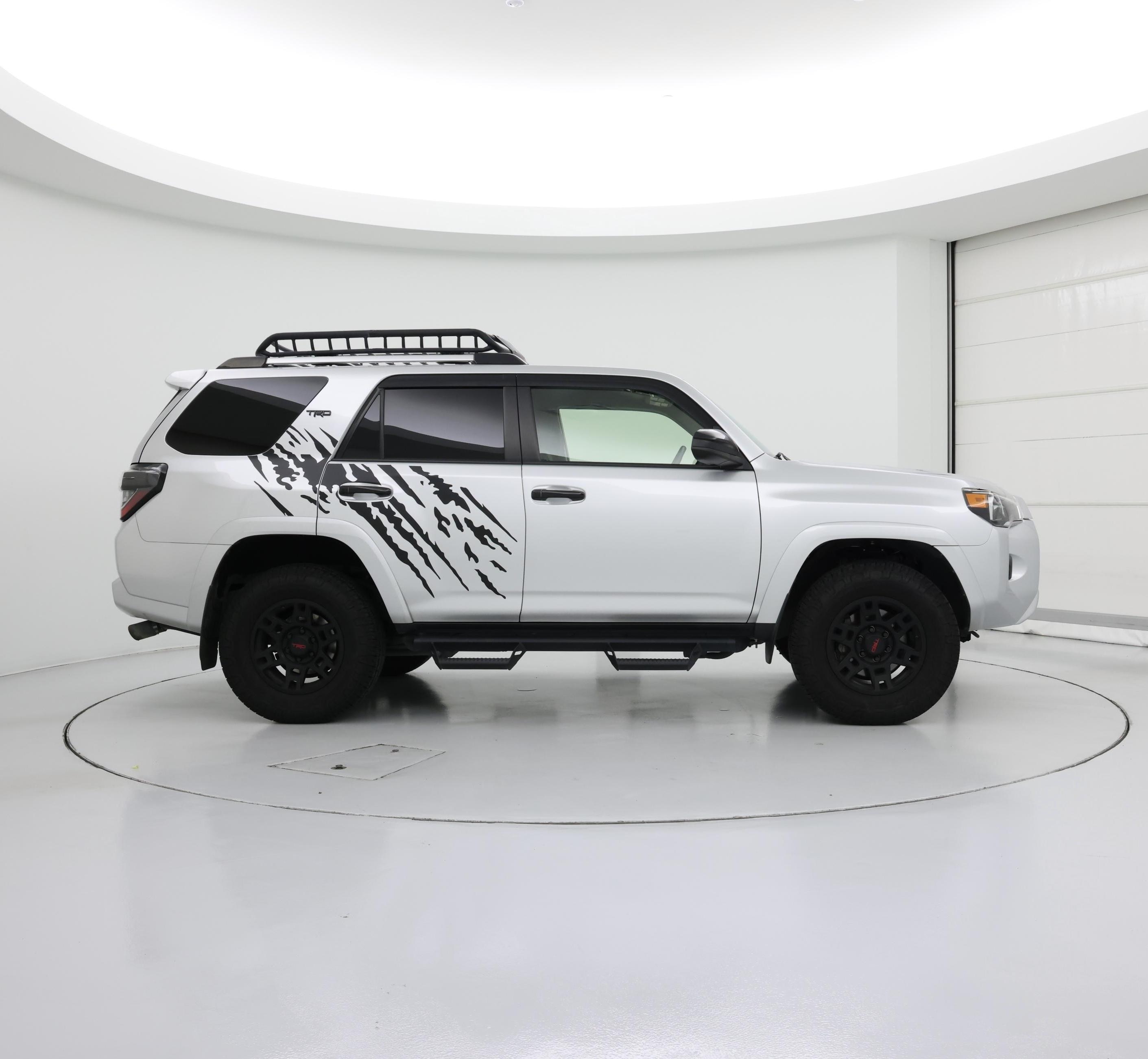 Thumbnail: 2019 Toyota 4Runner - 7