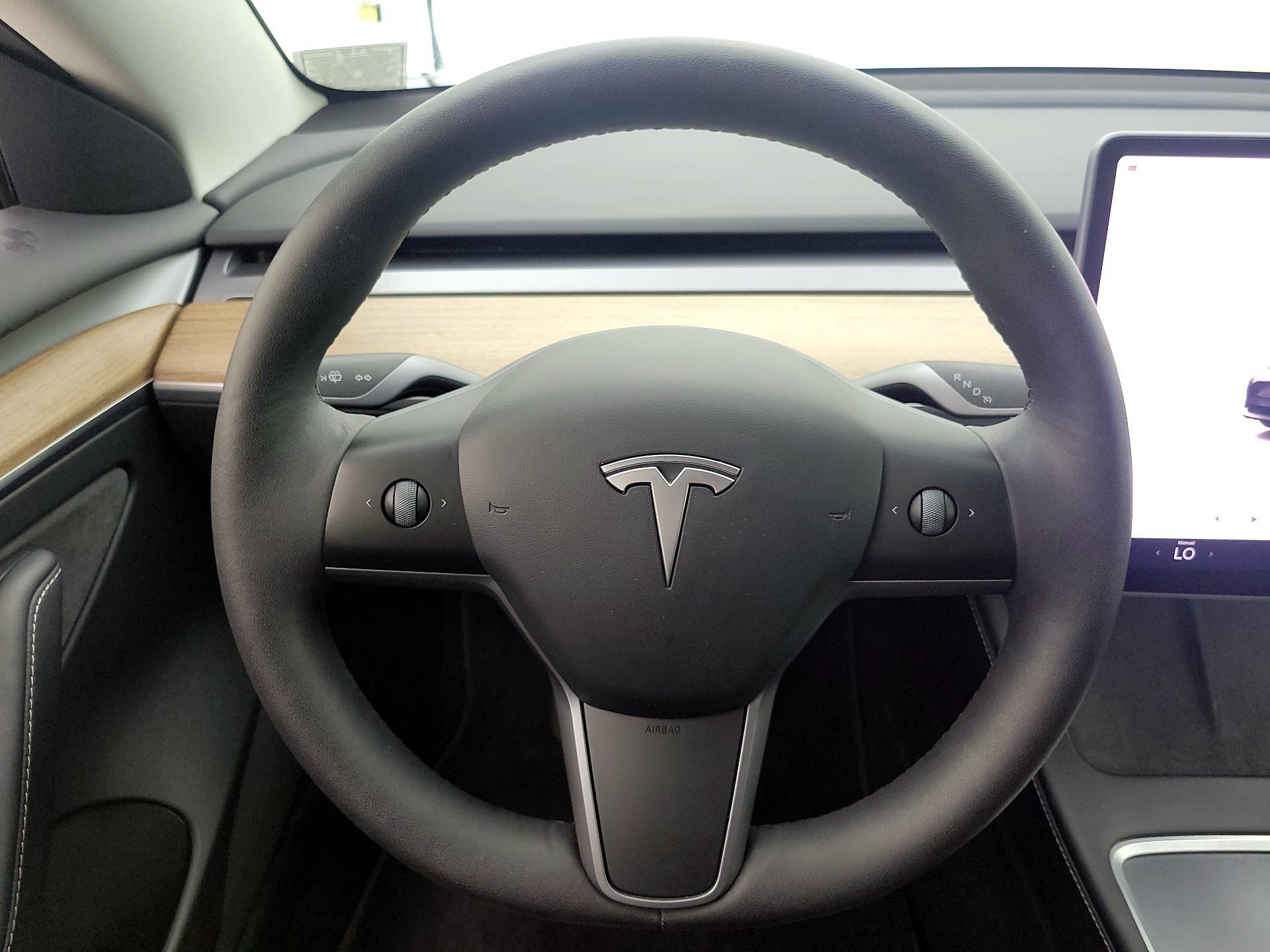 Thumbnail: 2022 Tesla Model 3 - 10