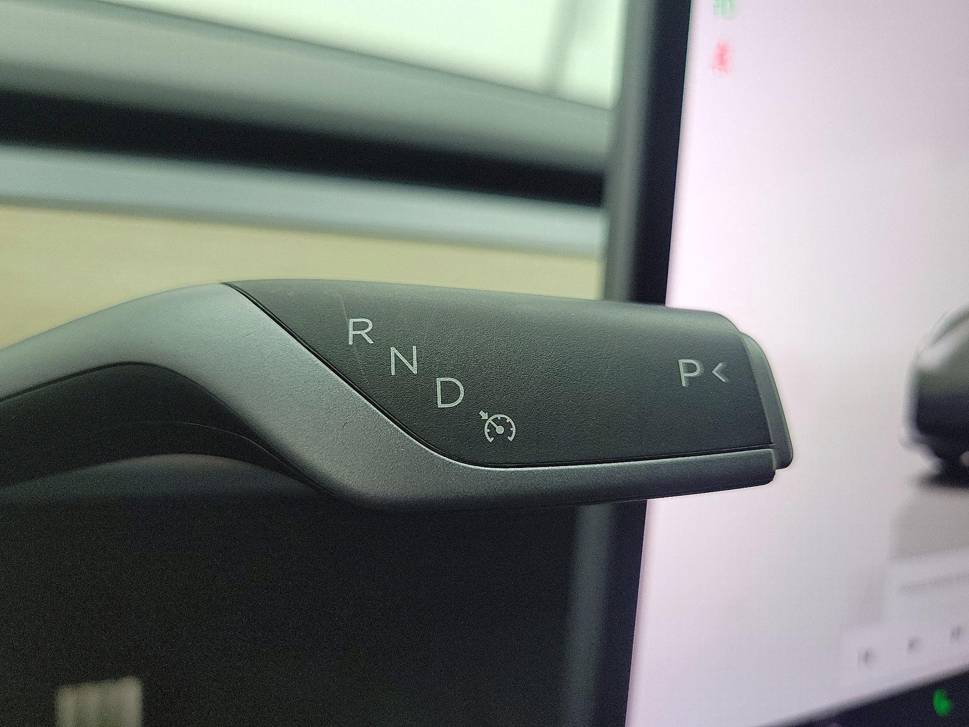 Thumbnail: 2022 Tesla Model 3 - 17