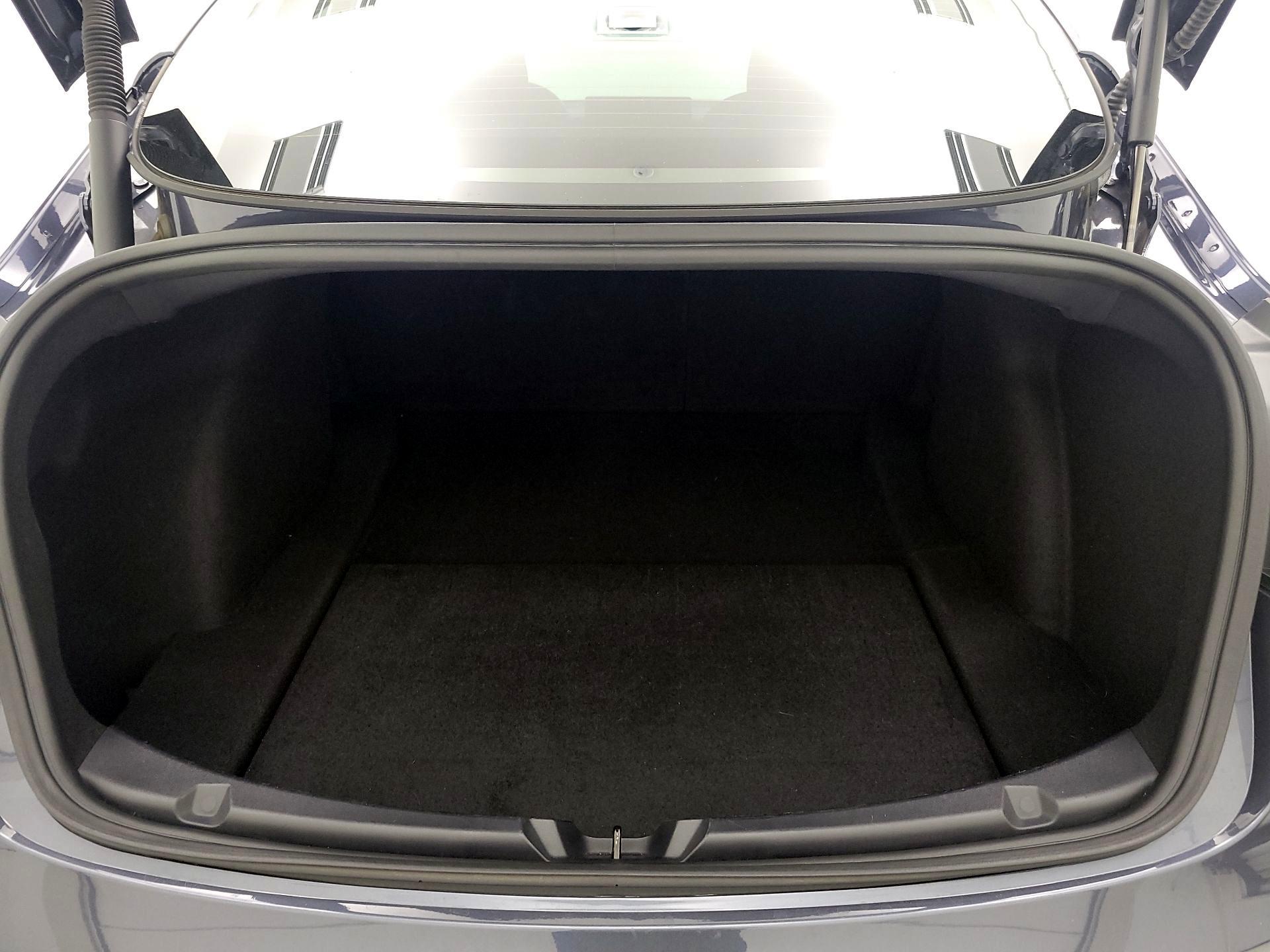 Thumbnail: 2022 Tesla Model 3 - 19