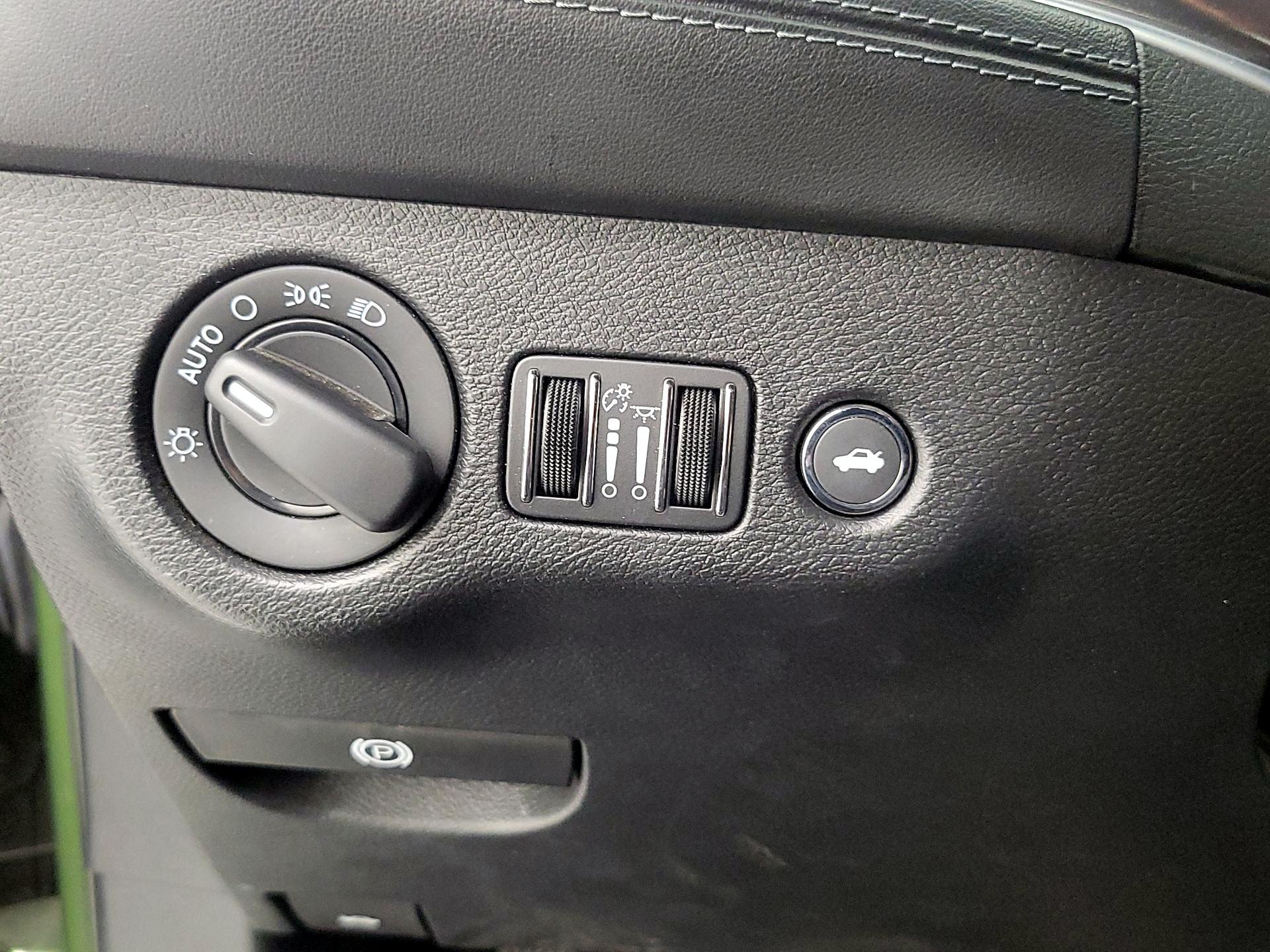 Thumbnail: 2021 Dodge Challenger - 13