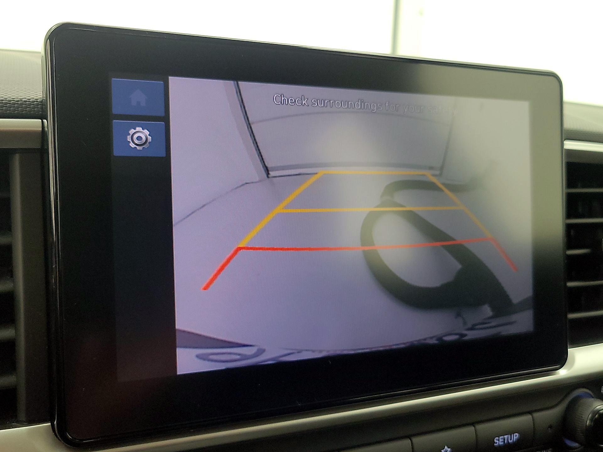 Thumbnail: 2023 Hyundai Venue - 14