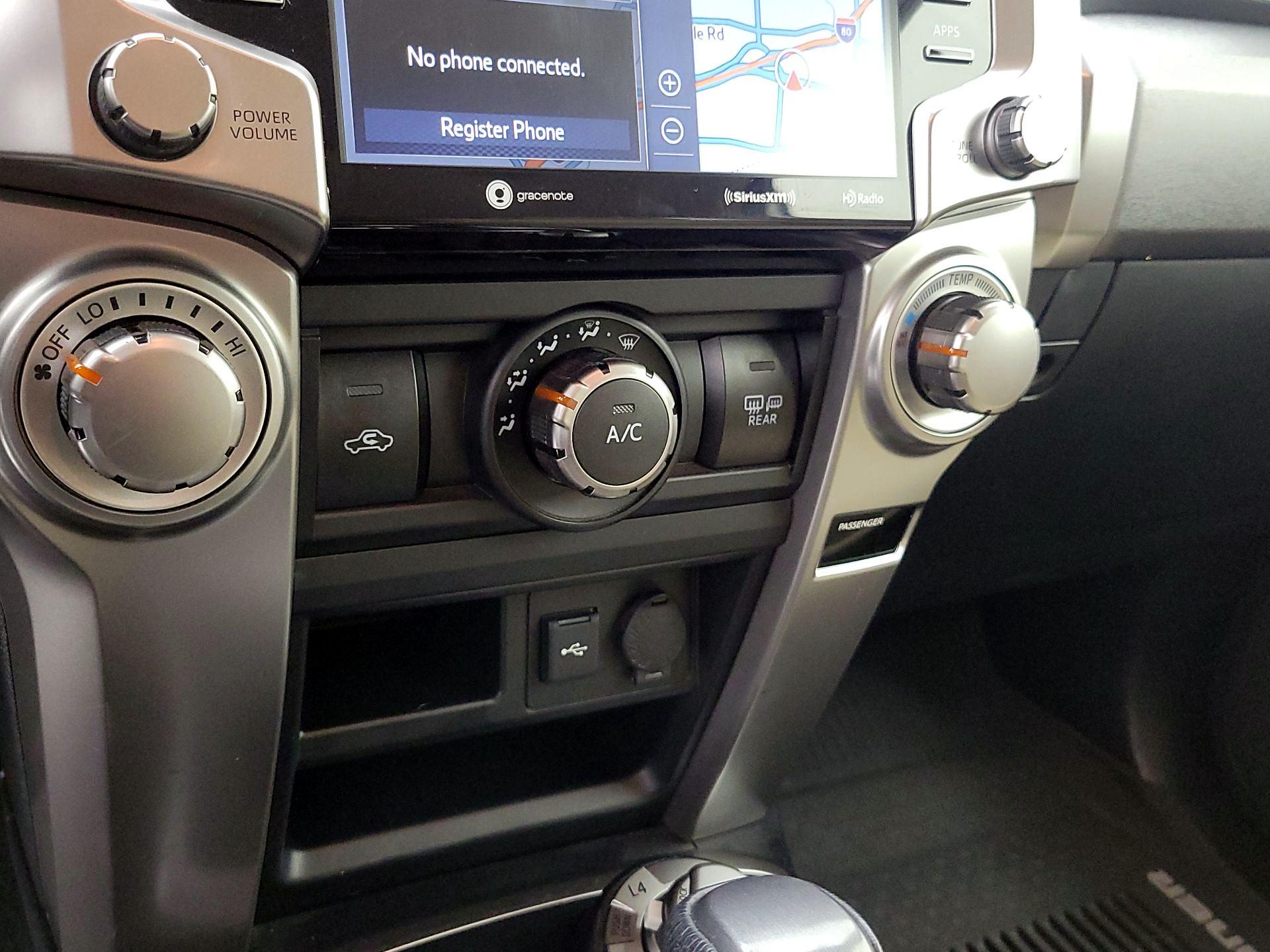 Thumbnail: 2021 Toyota 4Runner - 17