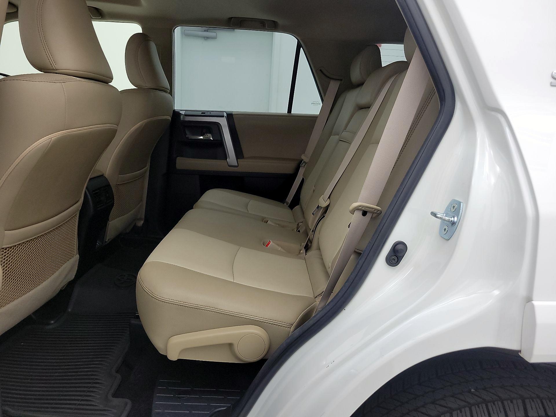 Thumbnail: 2021 Toyota 4Runner - 20