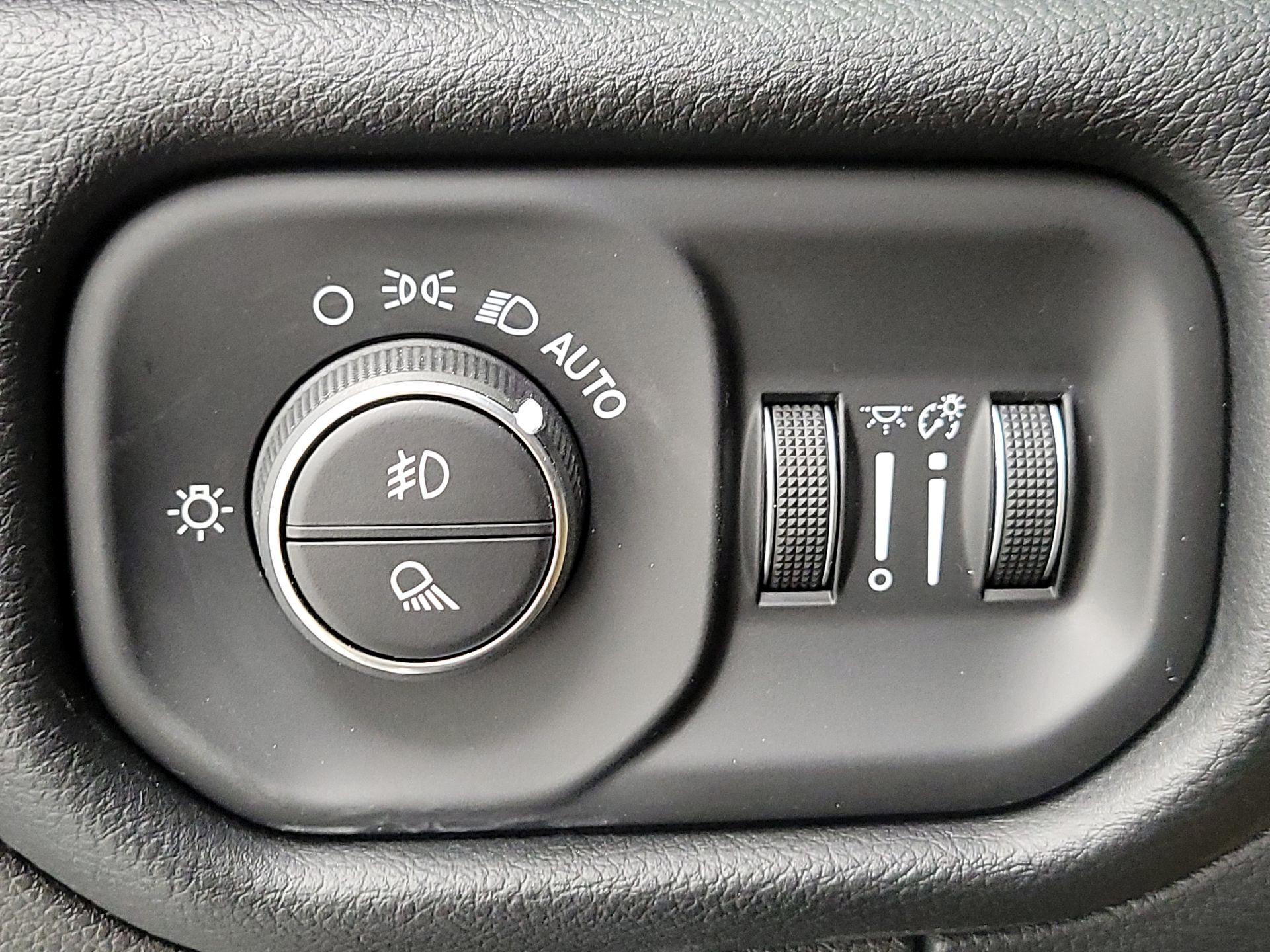 Thumbnail: 2022 RAM 1500 - 13