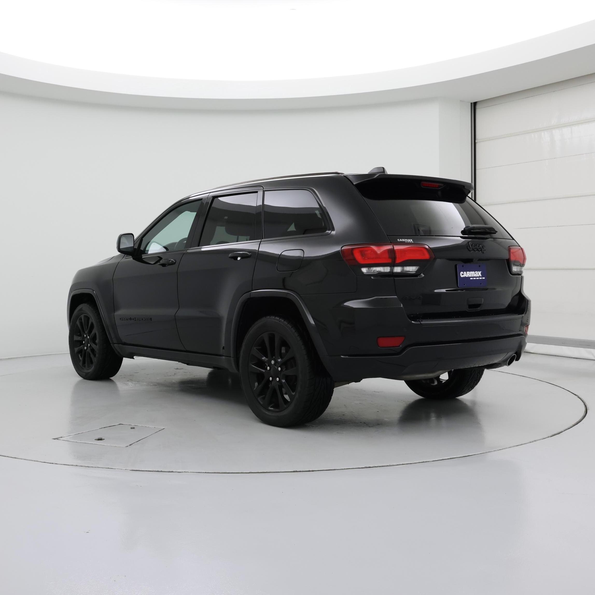 Thumbnail: 2020 Jeep Grand Cherokee - 2