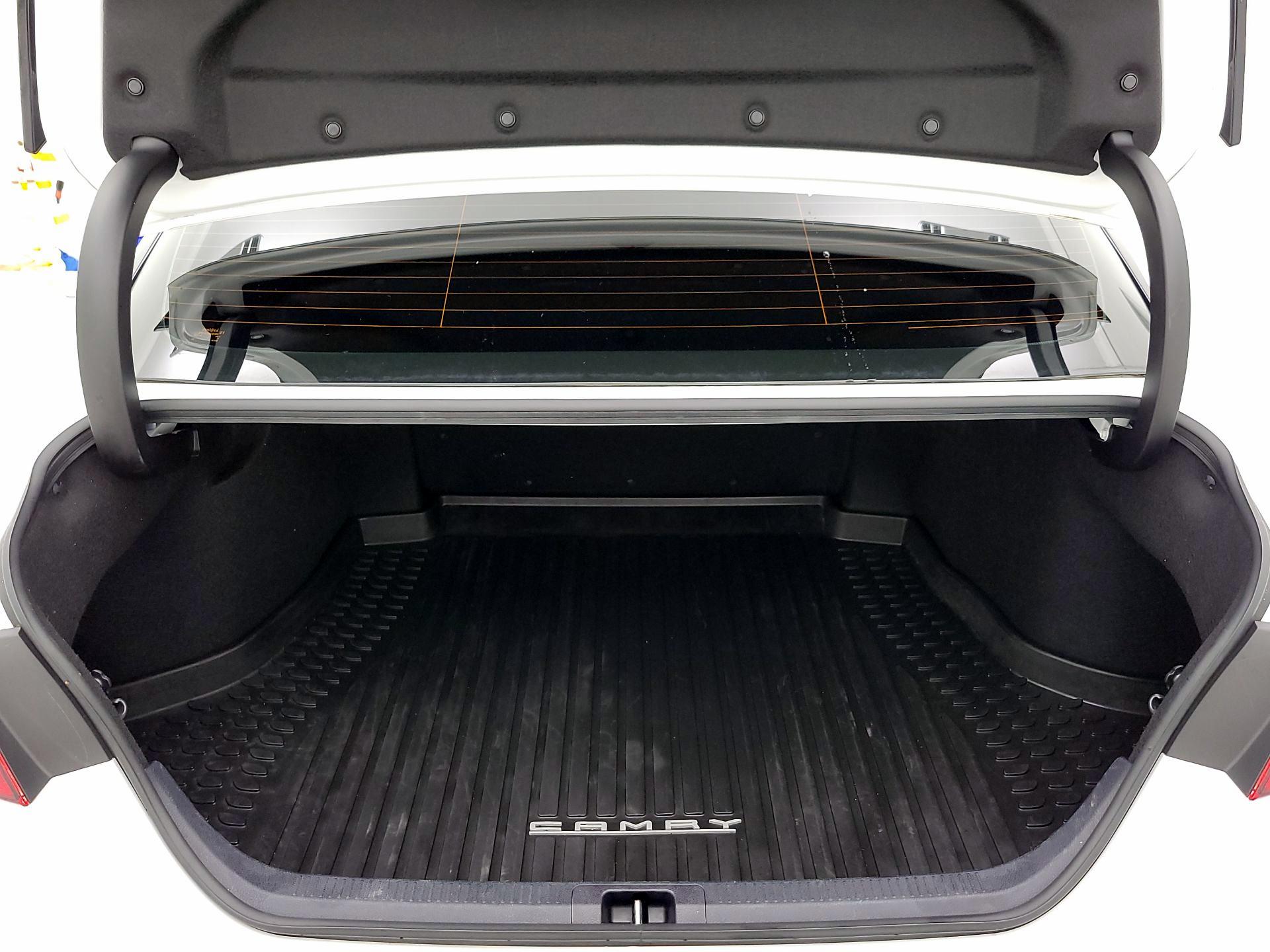 Thumbnail: 2023 Toyota Camry - 20