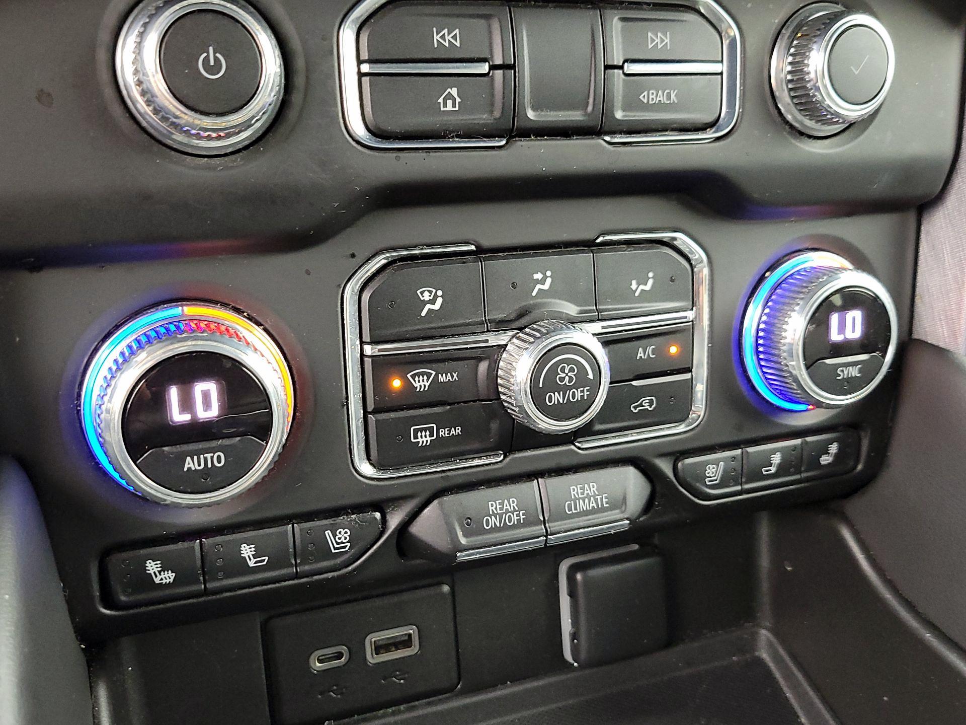 Thumbnail: 2023 GMC Yukon - 17