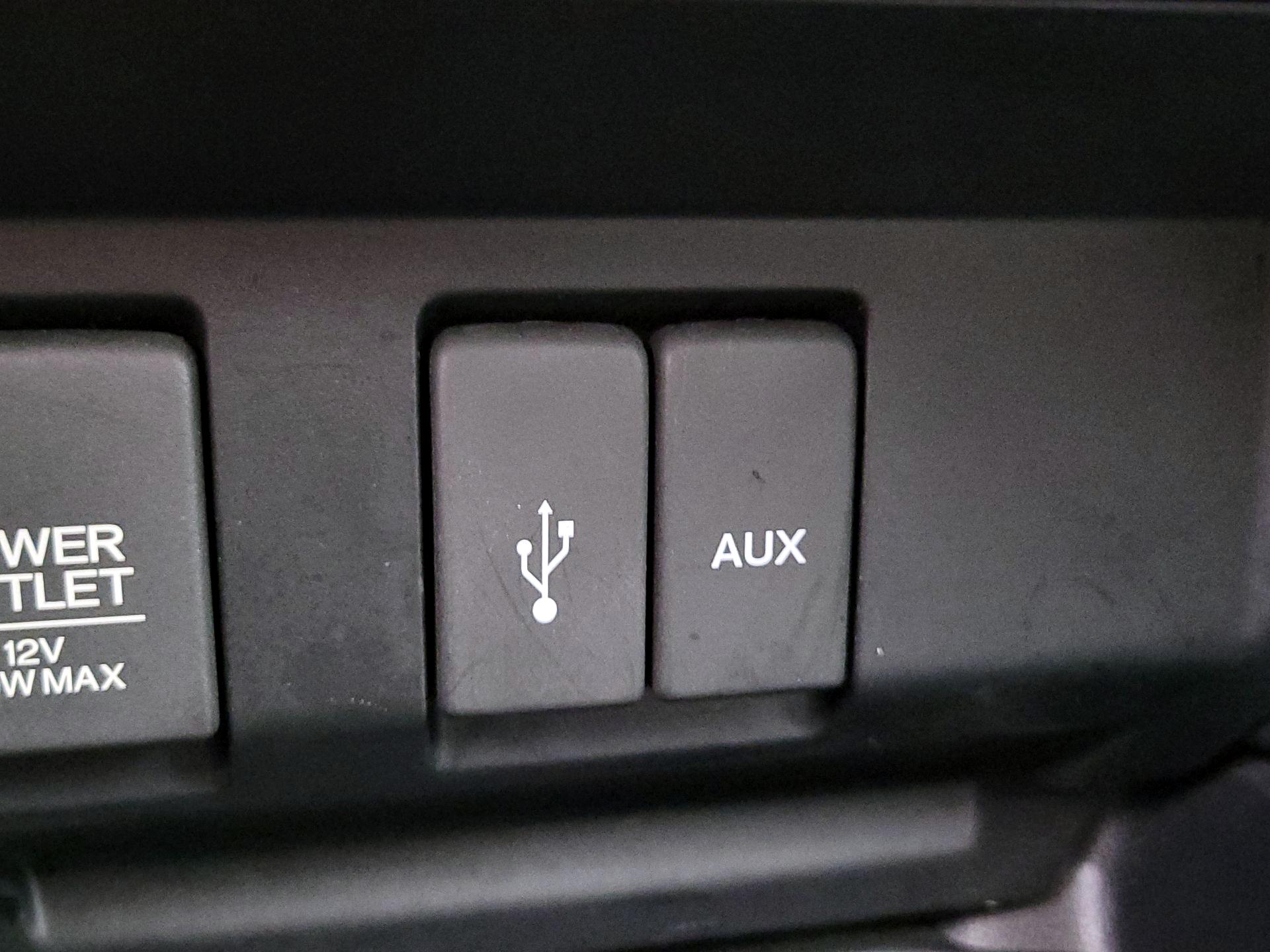 Thumbnail: 2017 Honda Fit - 18