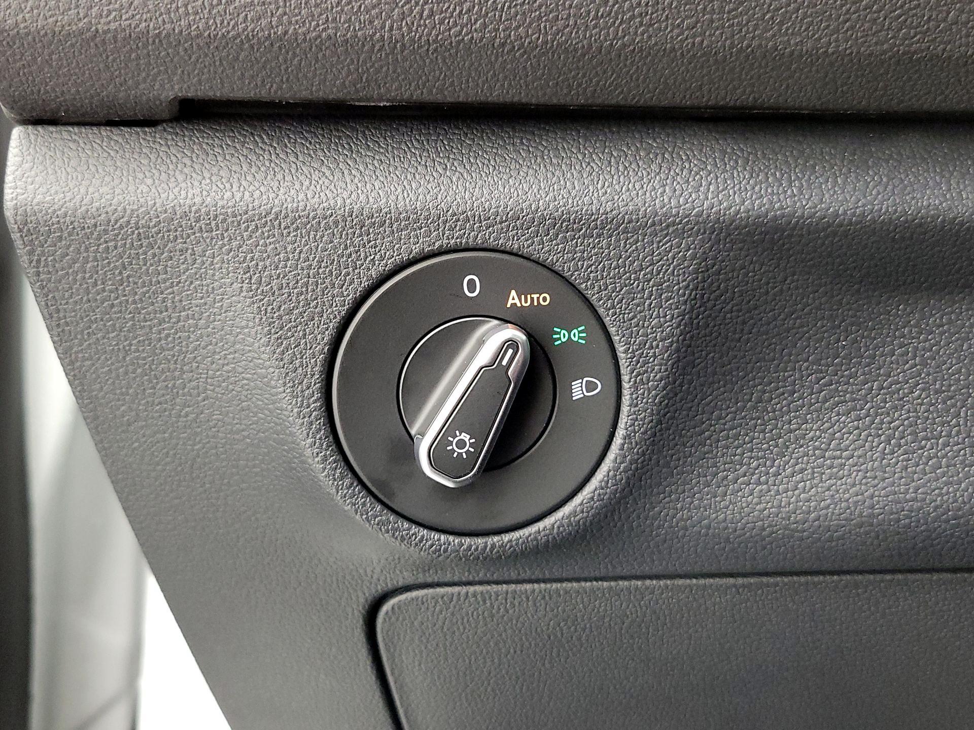 Thumbnail: 2024 Volkswagen Jetta - 13