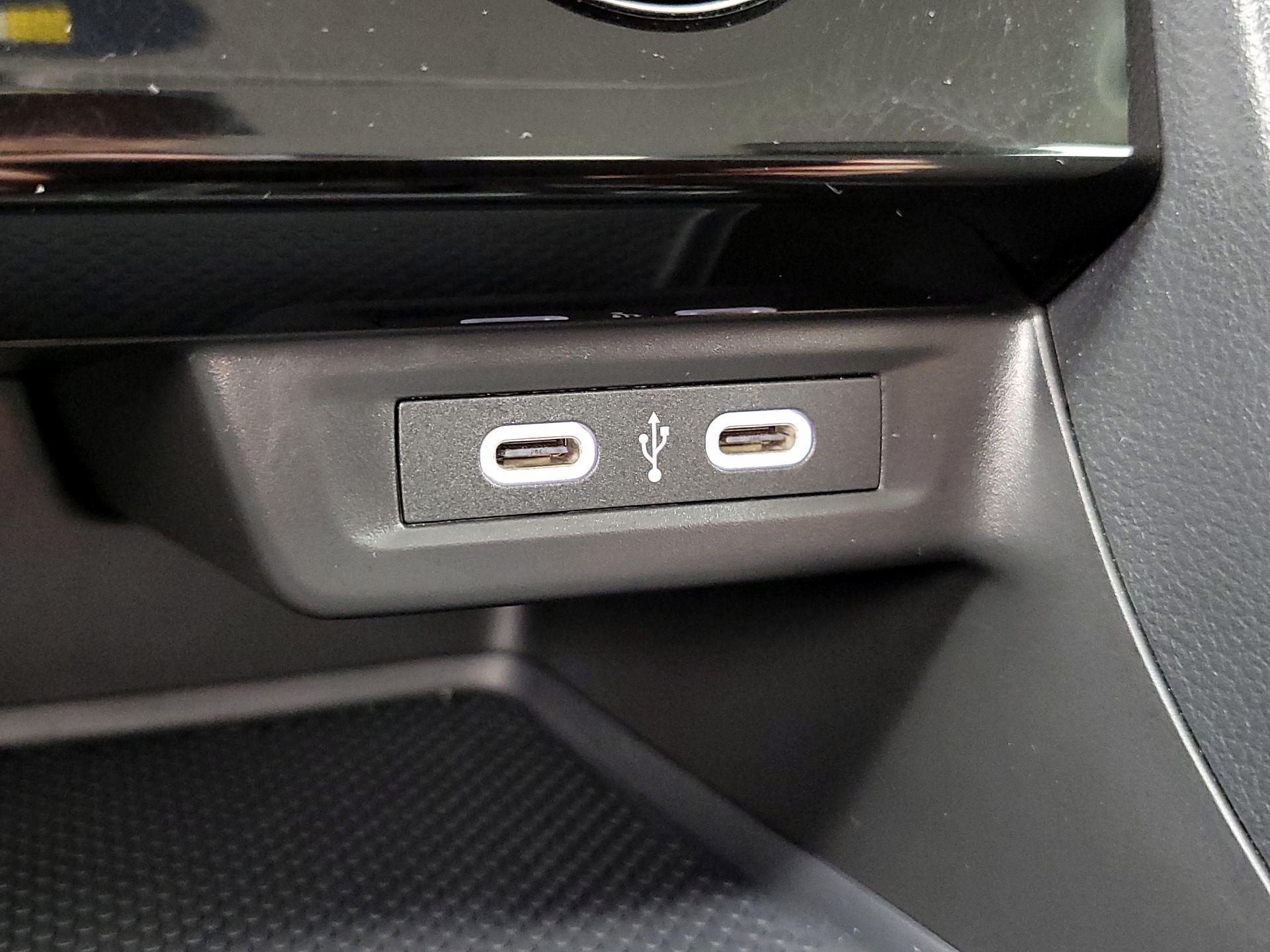 Thumbnail: 2024 Volkswagen Jetta - 18