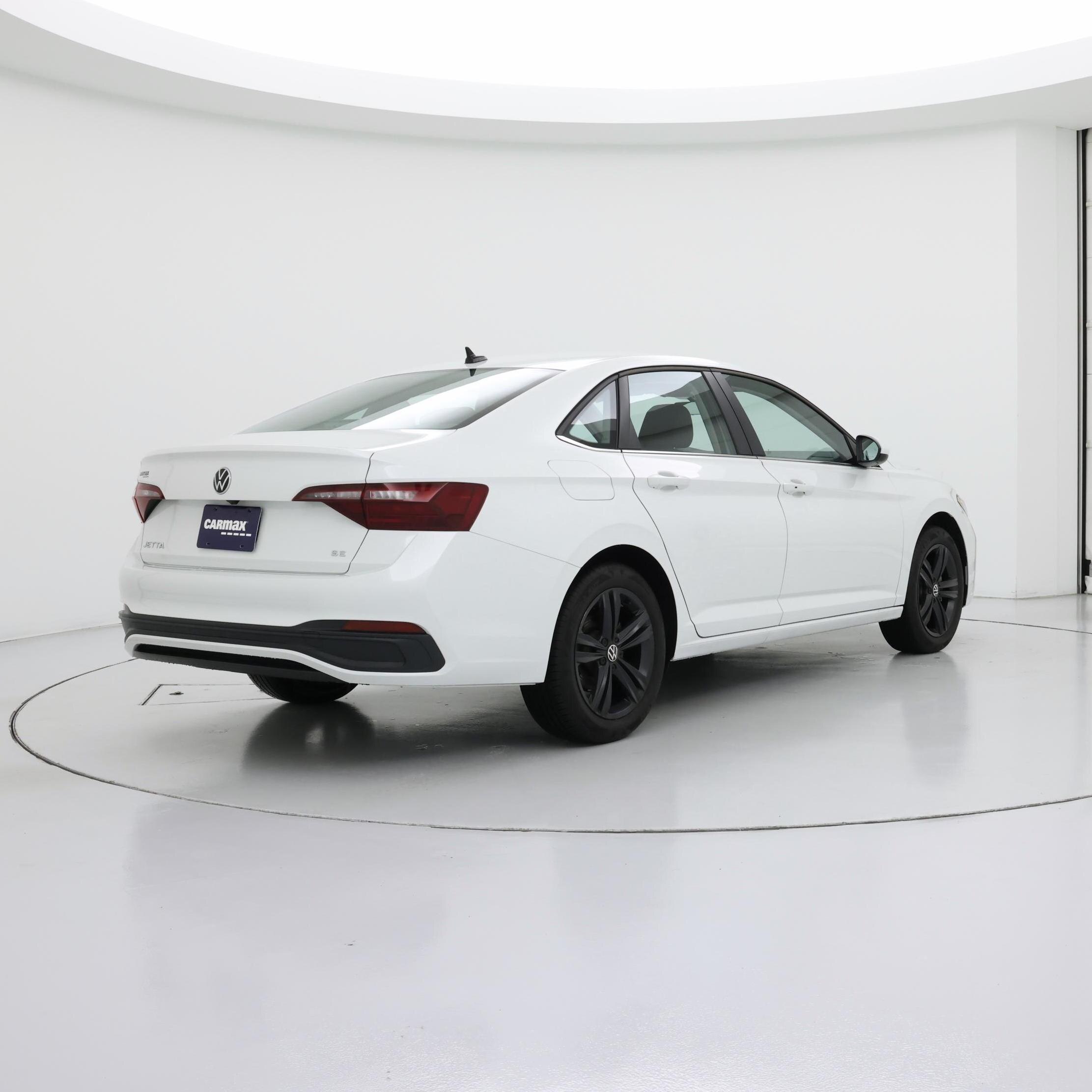 Thumbnail: 2024 Volkswagen Jetta - 8