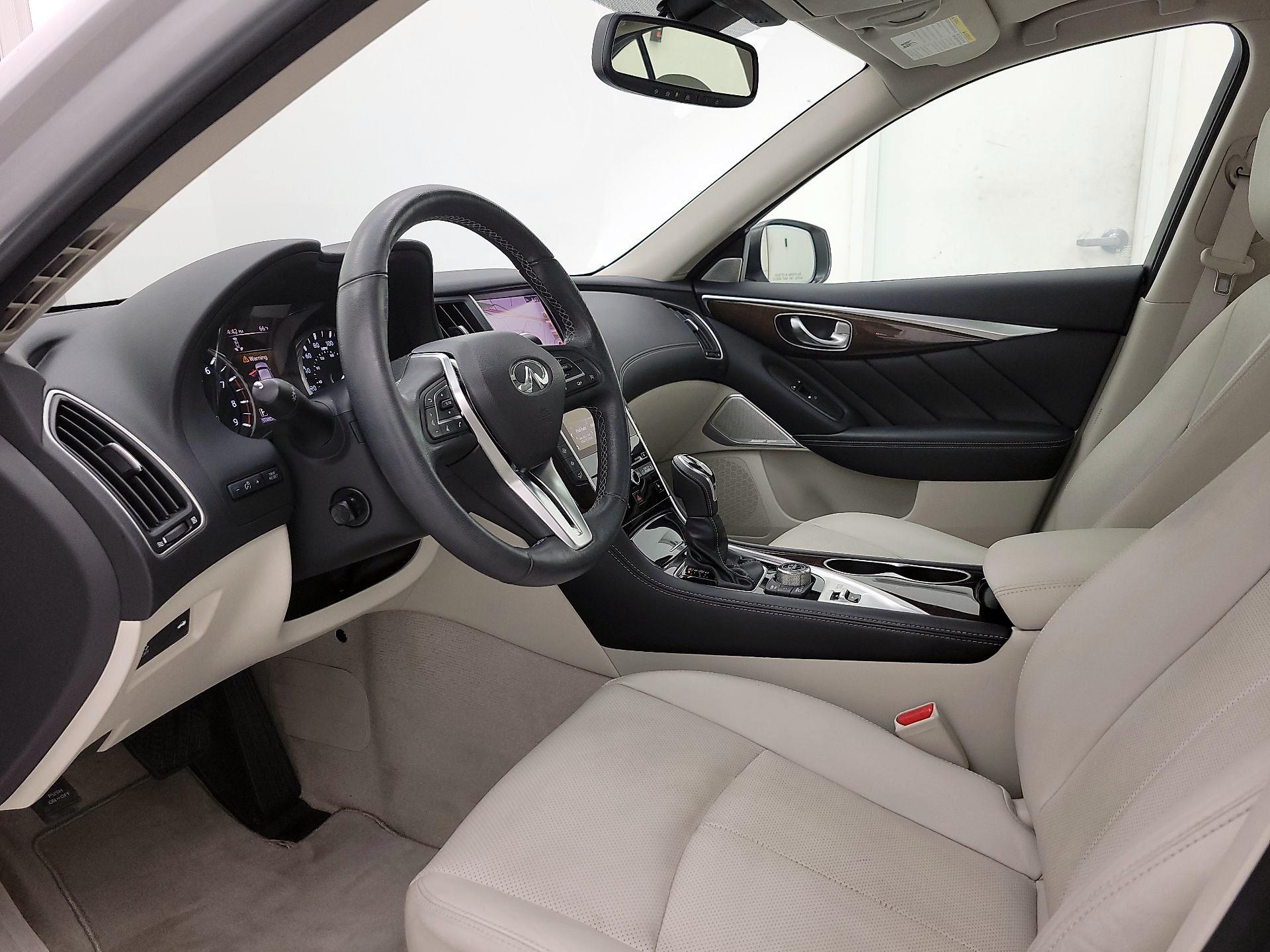 Thumbnail: 2018 INFINITI Q50 - 11