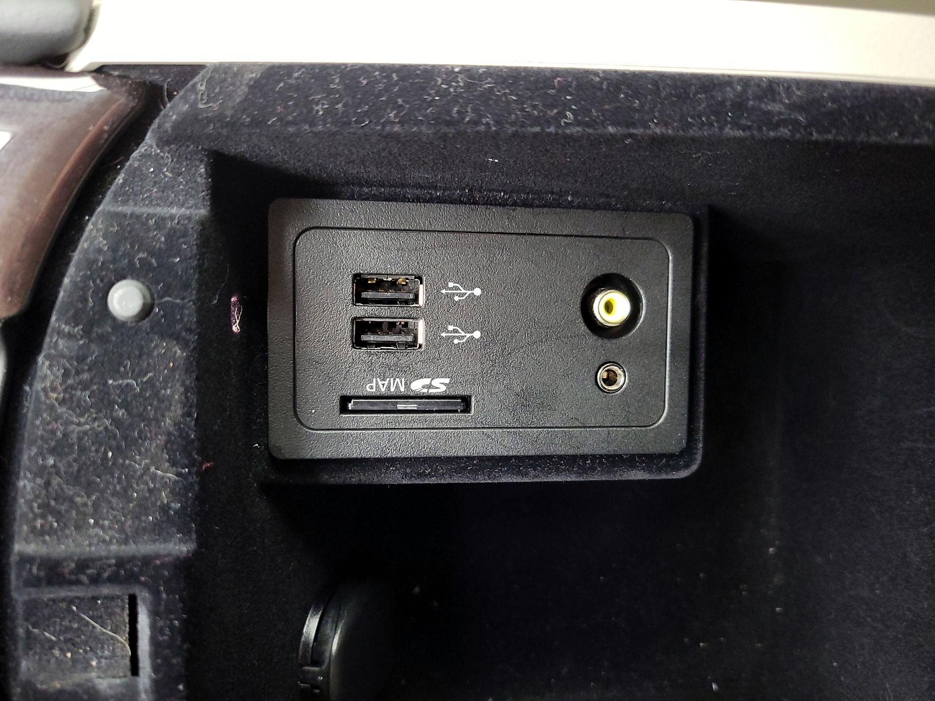 Thumbnail: 2018 INFINITI Q50 - 19