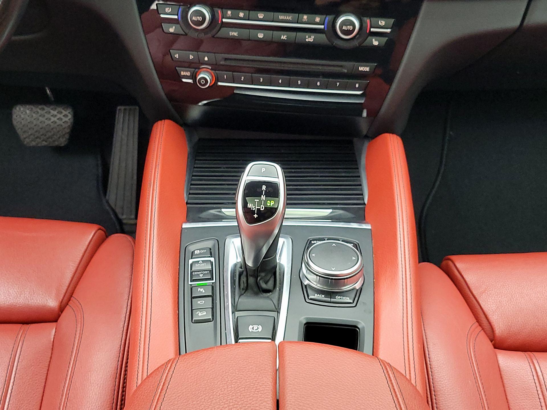 Thumbnail: 2018 BMW X6 - 18