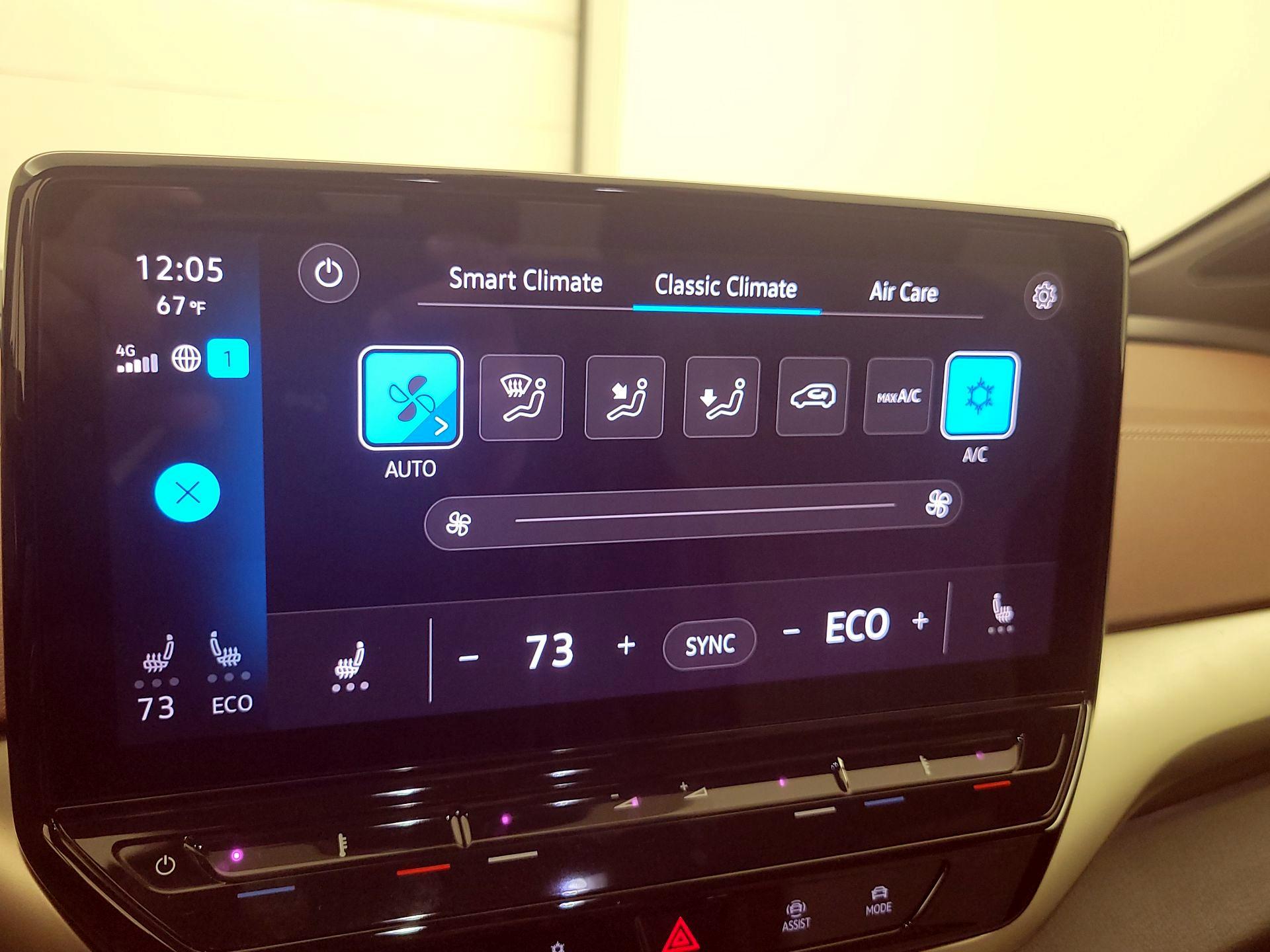 Thumbnail: 2023 Volkswagen ID.4 - 16