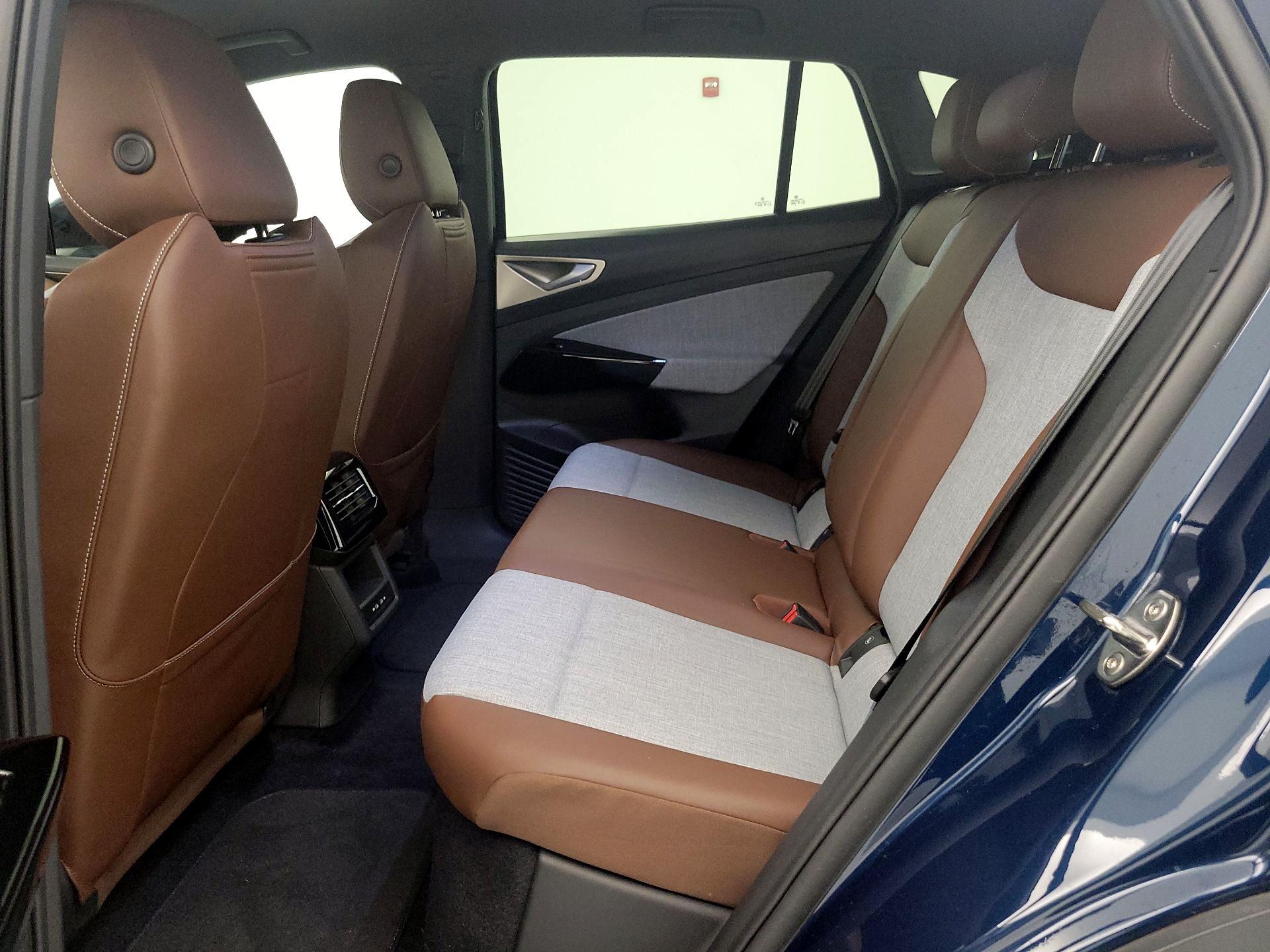 Thumbnail: 2023 Volkswagen ID.4 - 19