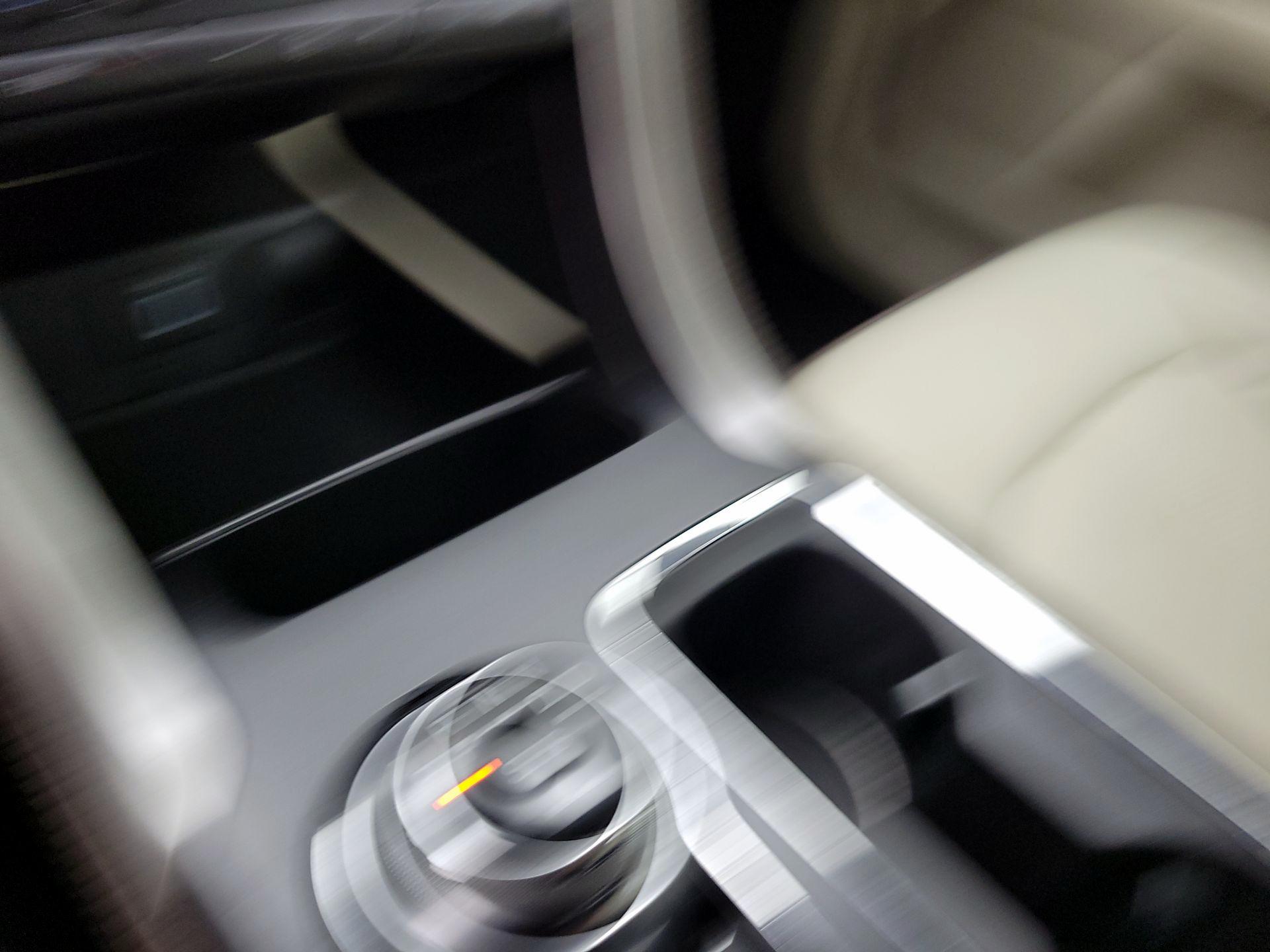 Thumbnail: 2017 Ford Fusion - 18