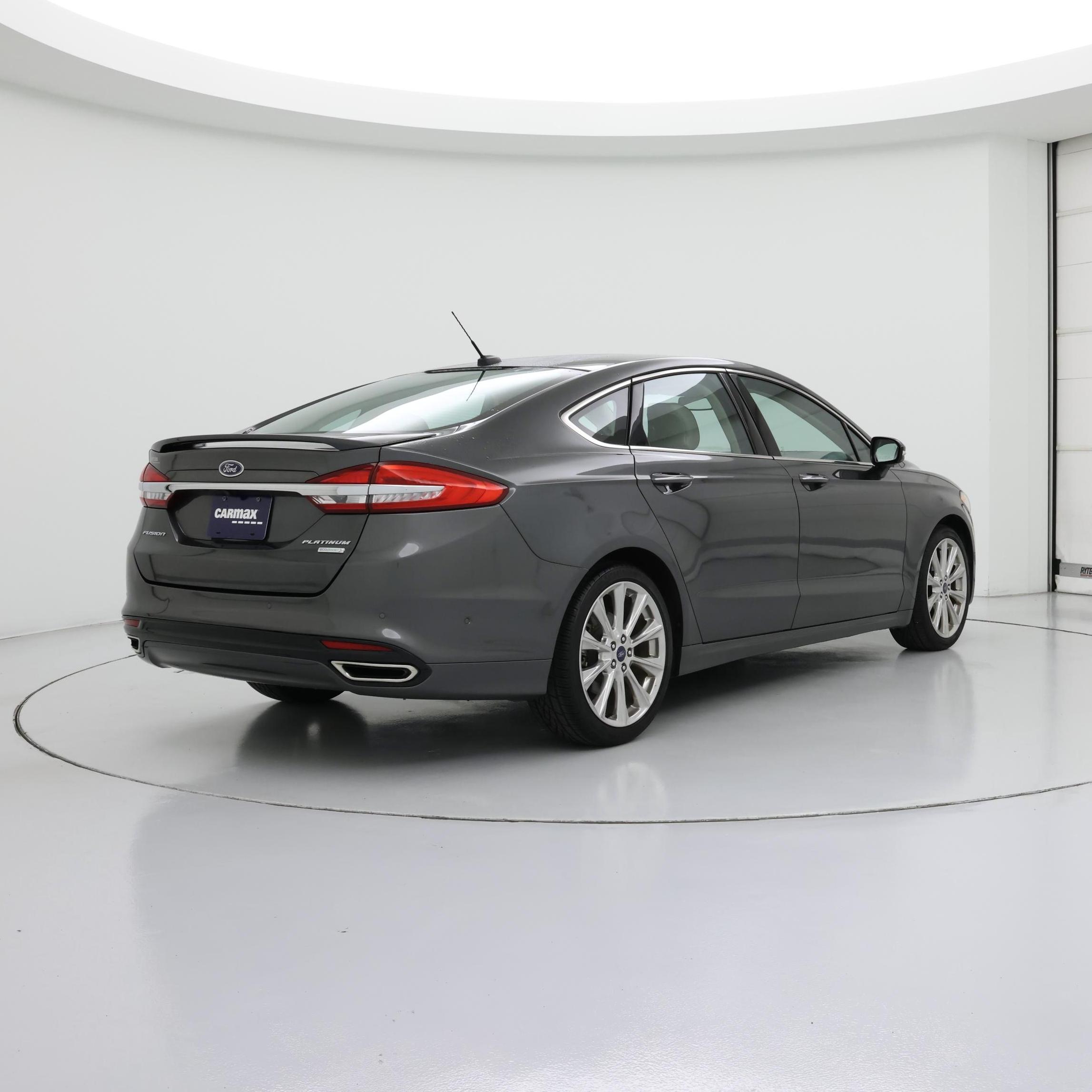 Thumbnail: 2017 Ford Fusion - 8