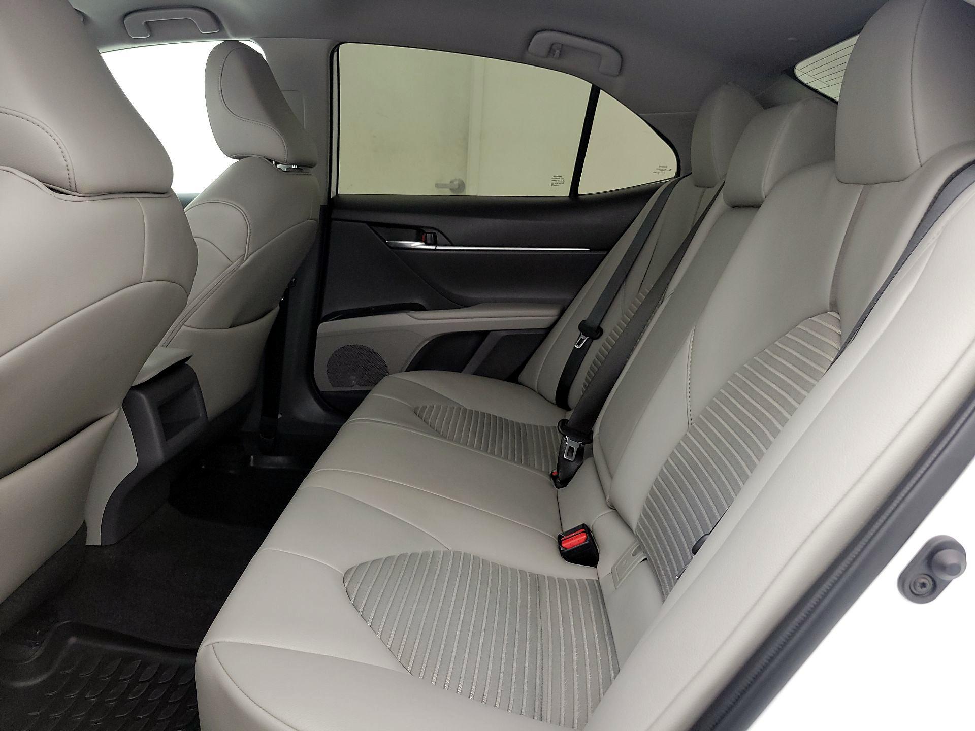 Thumbnail: 2020 Toyota Camry - 19