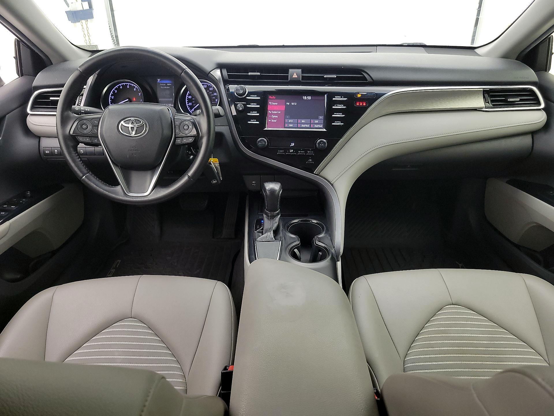 Thumbnail: 2018 Toyota Camry - 9