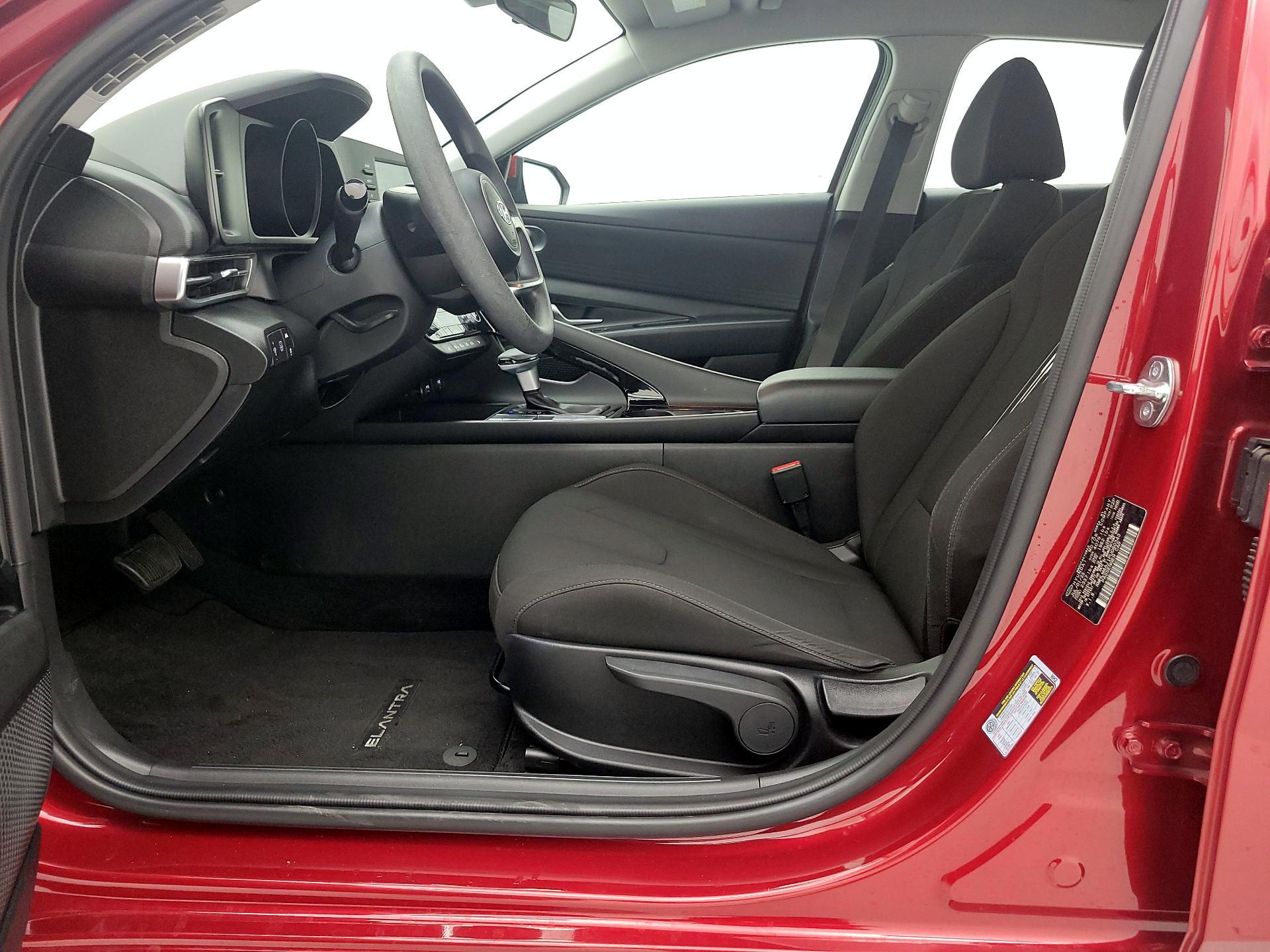 Thumbnail: 2023 Hyundai Elantra - 11