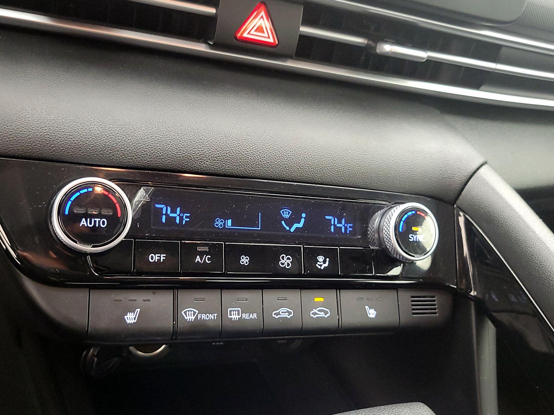 Thumbnail: 2023 Hyundai Elantra - 16