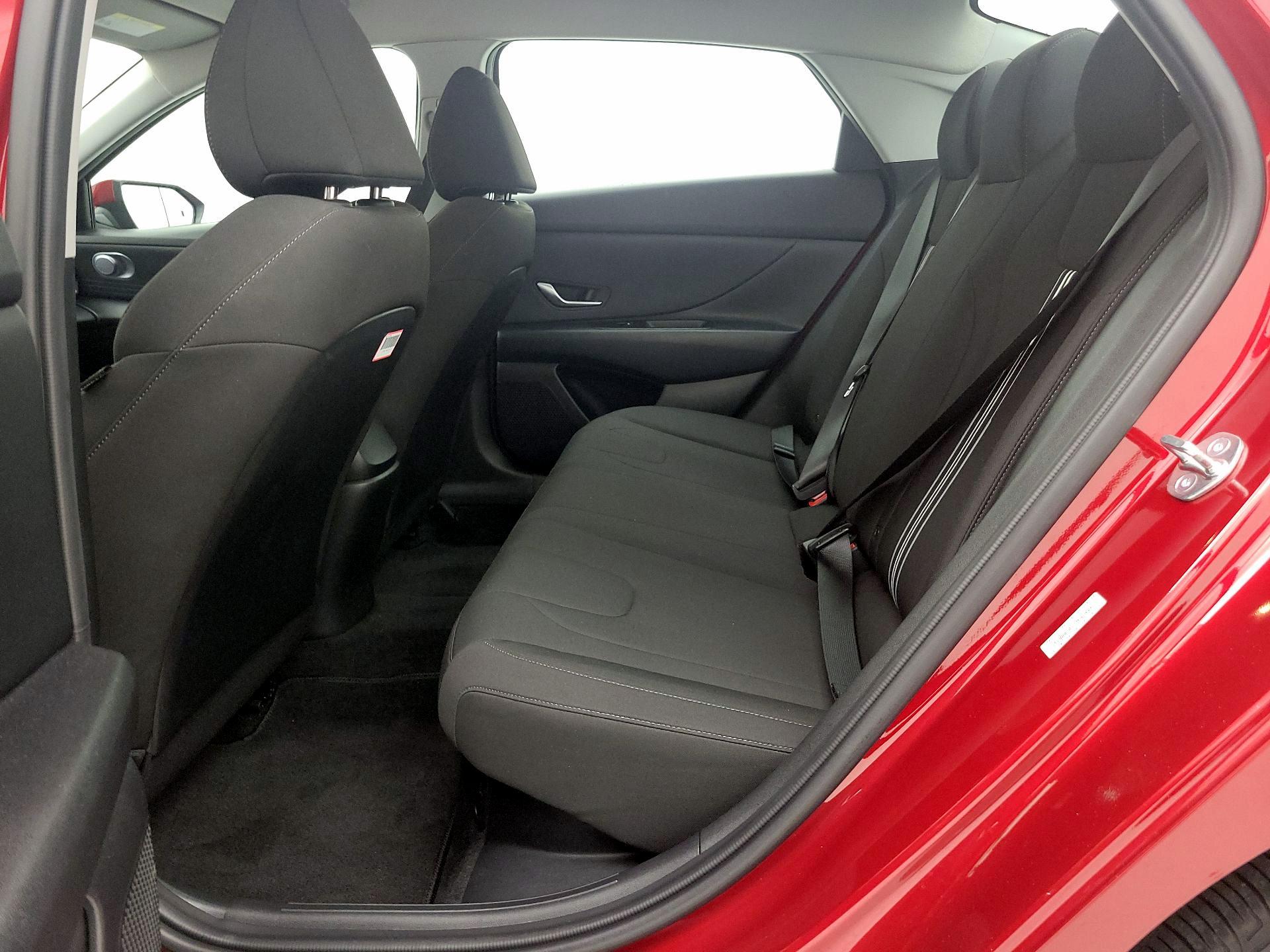 Thumbnail: 2023 Hyundai Elantra - 19