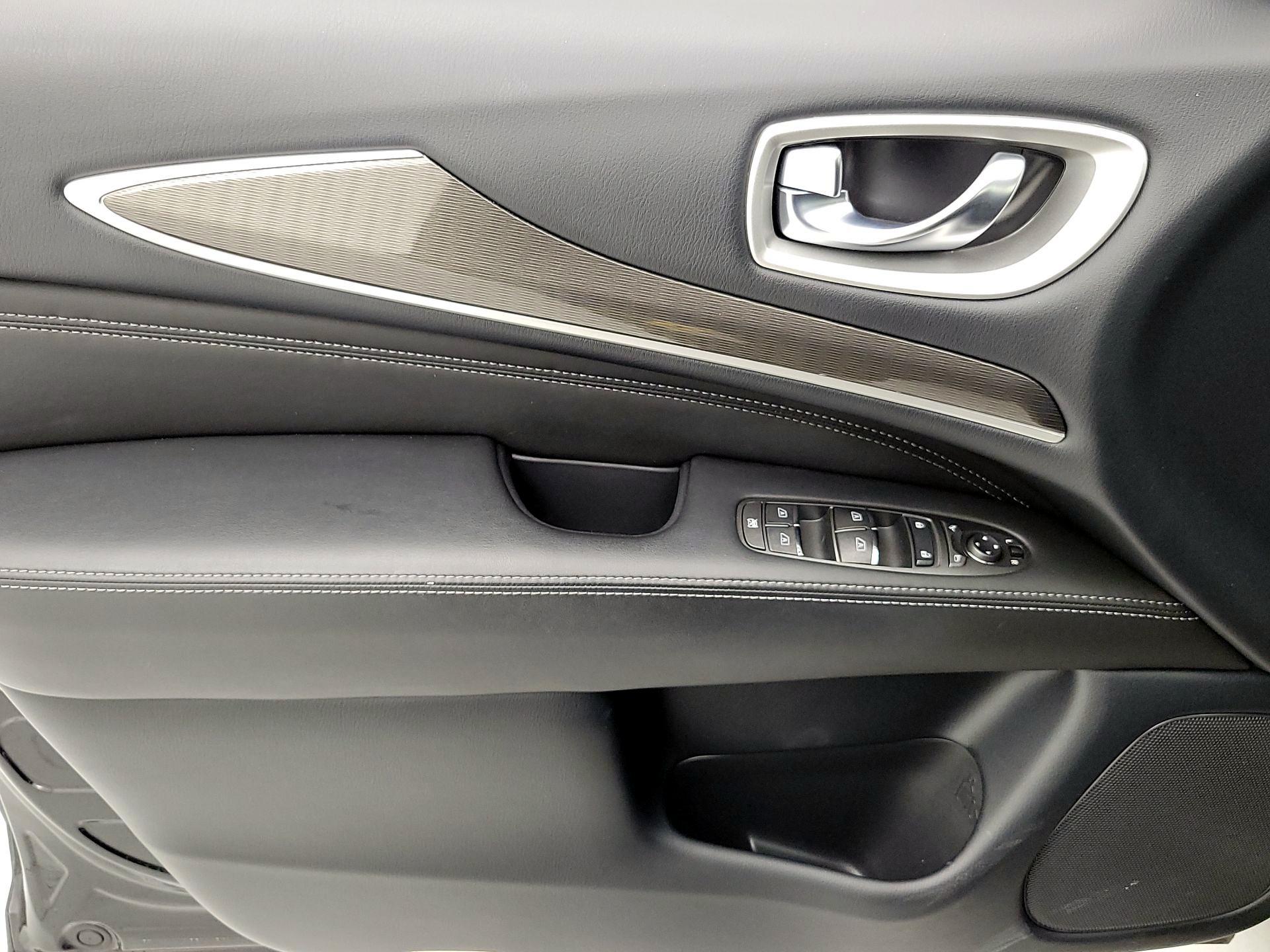 Thumbnail: 2020 INFINITI QX60 - 12