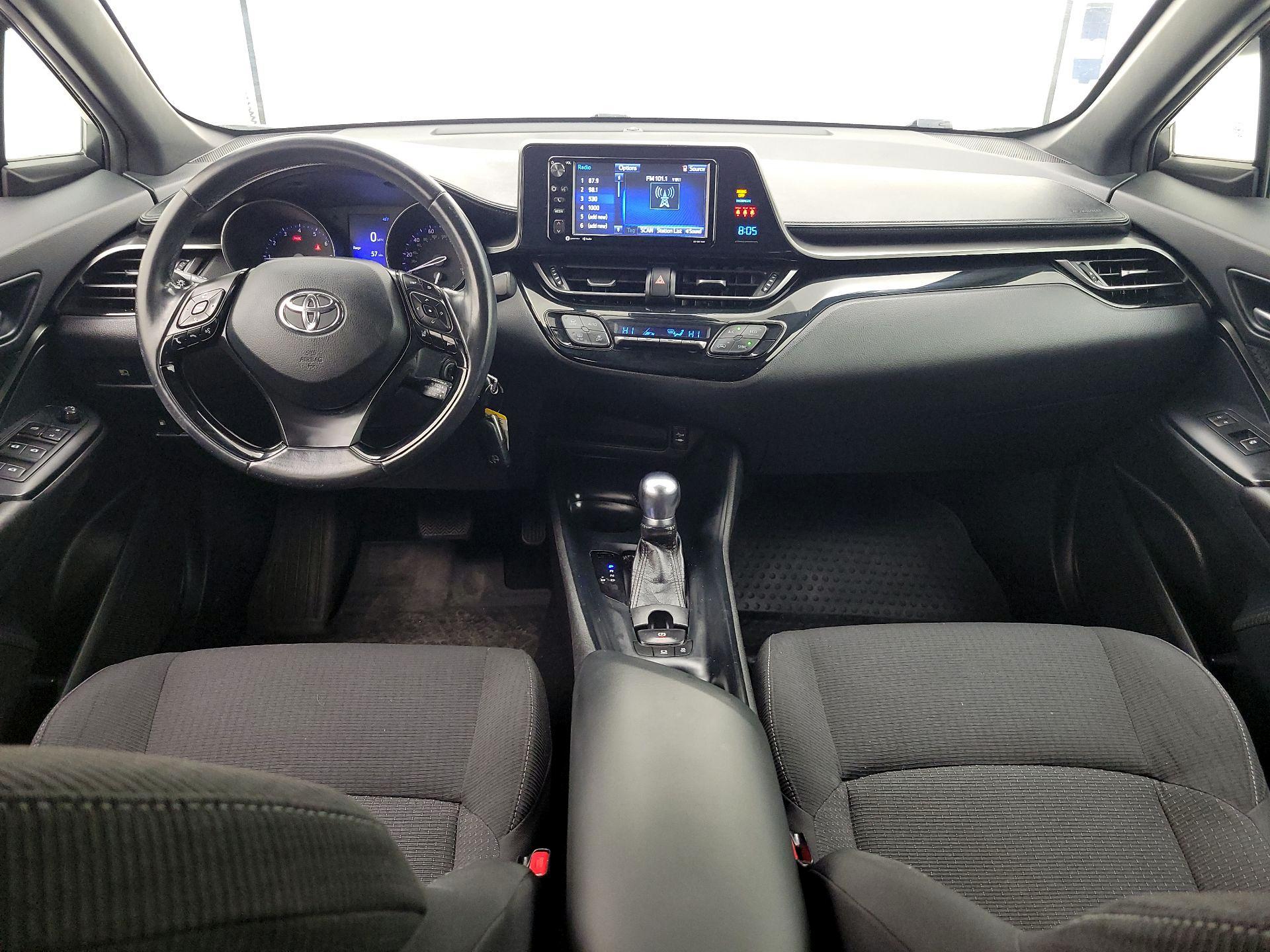 Thumbnail: 2018 Toyota C-HR - 9