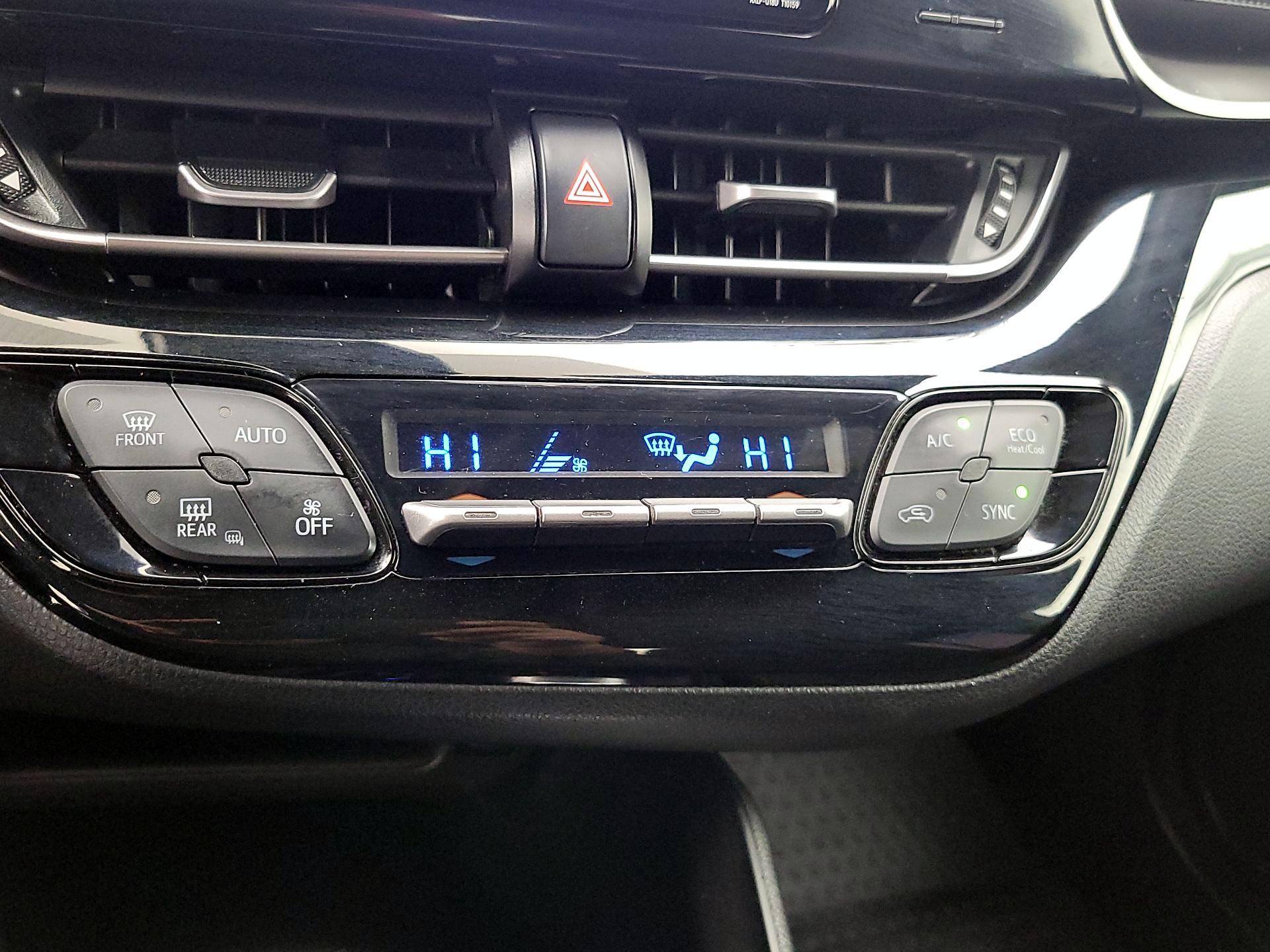 Thumbnail: 2018 Toyota C-HR - 16