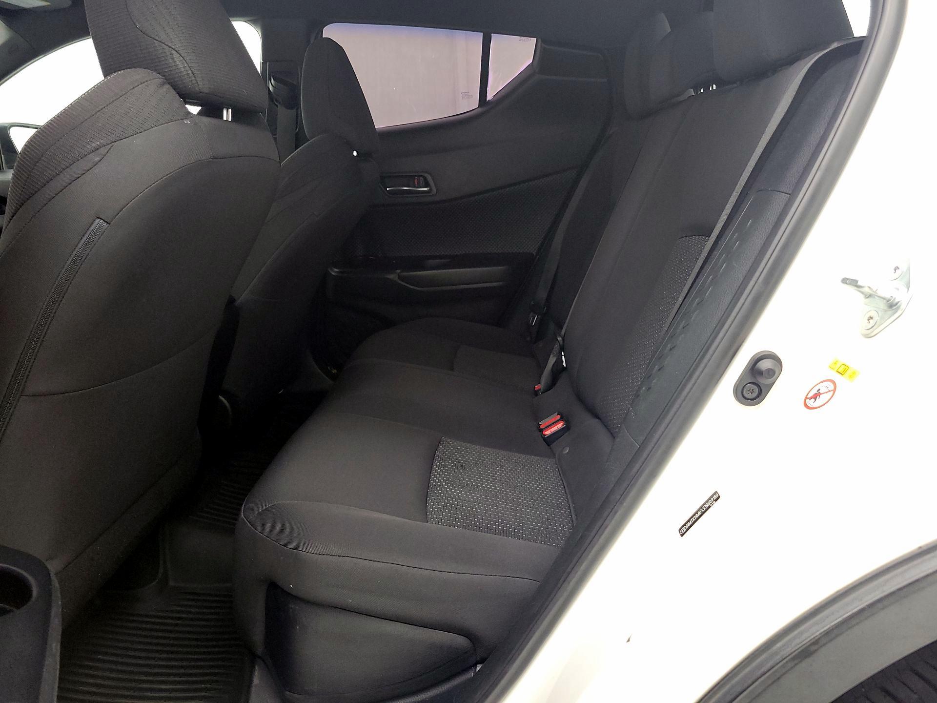 Thumbnail: 2018 Toyota C-HR - 19