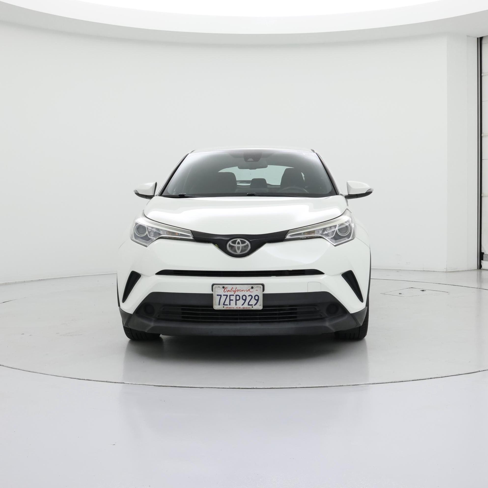 Thumbnail: 2018 Toyota C-HR - 5