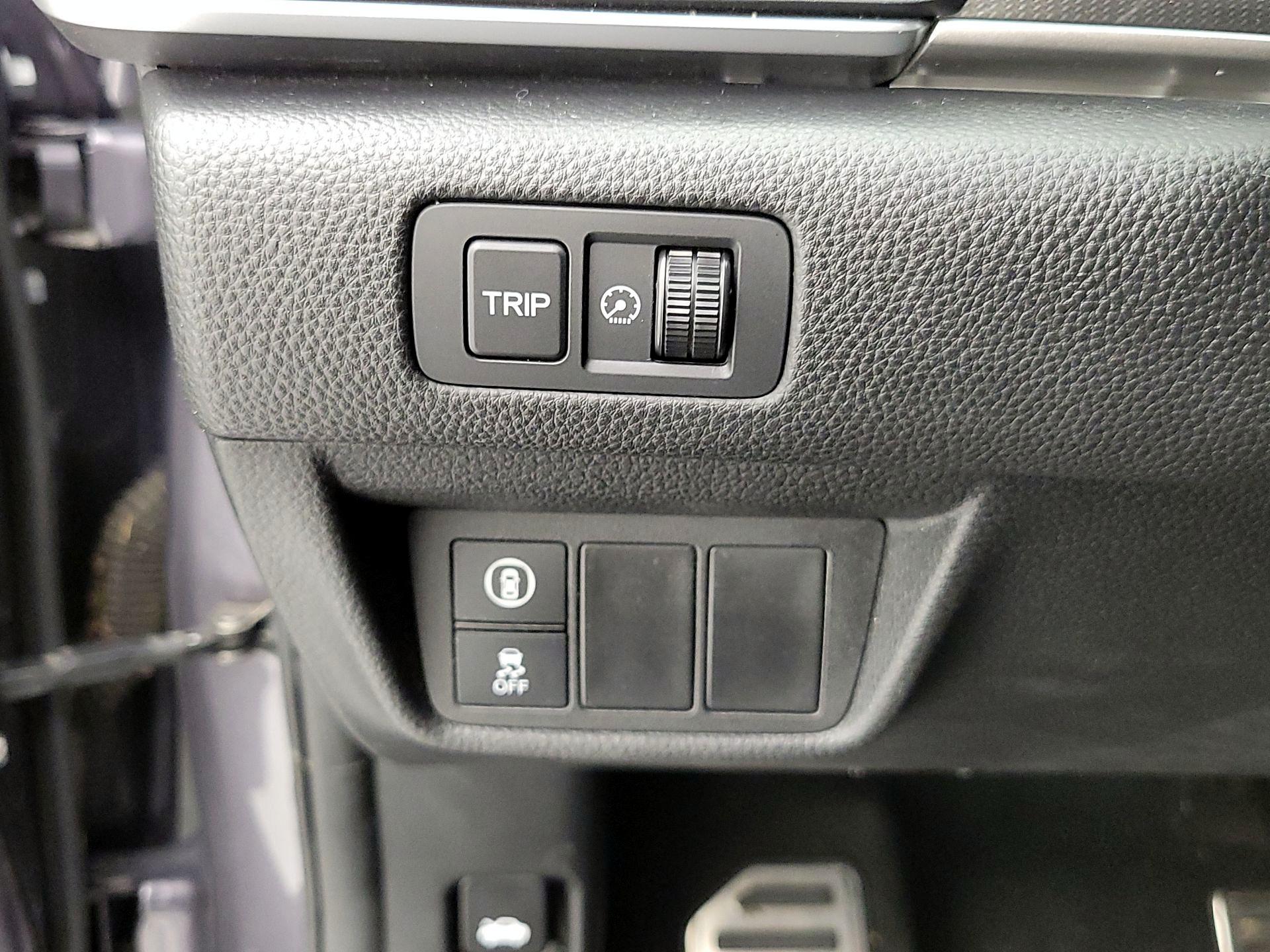 Thumbnail: 2018 Honda Accord - 13