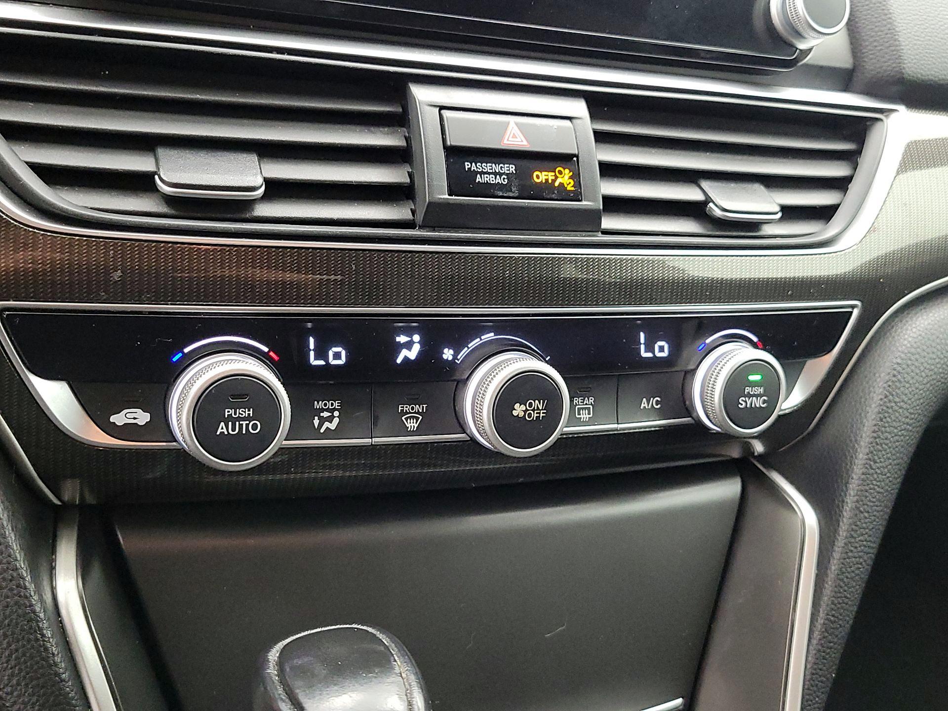 Thumbnail: 2018 Honda Accord - 16