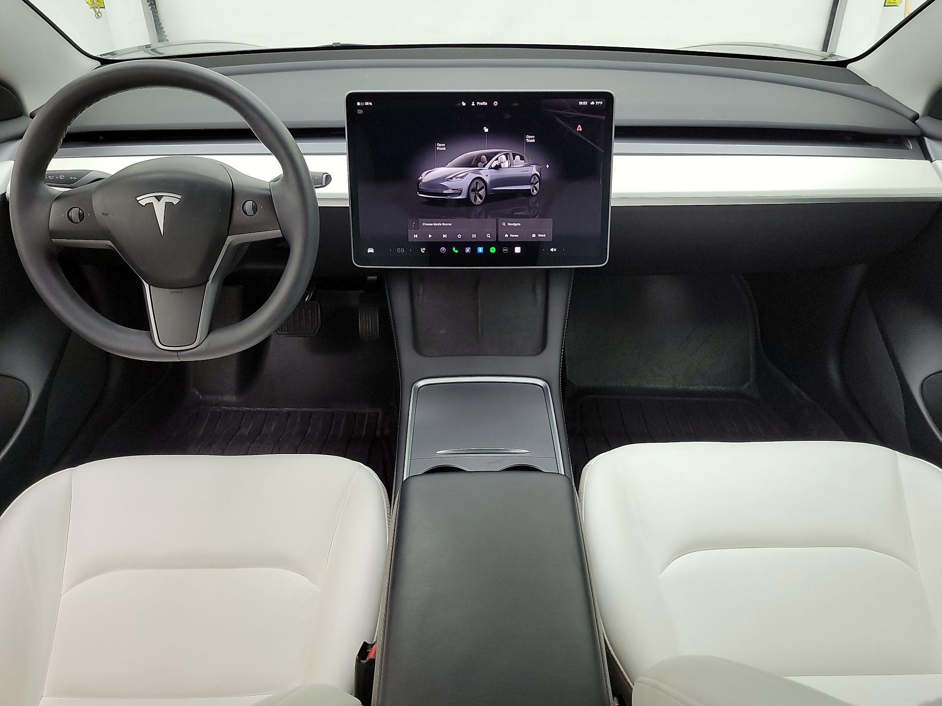 Thumbnail: 2022 Tesla Model 3 - 9