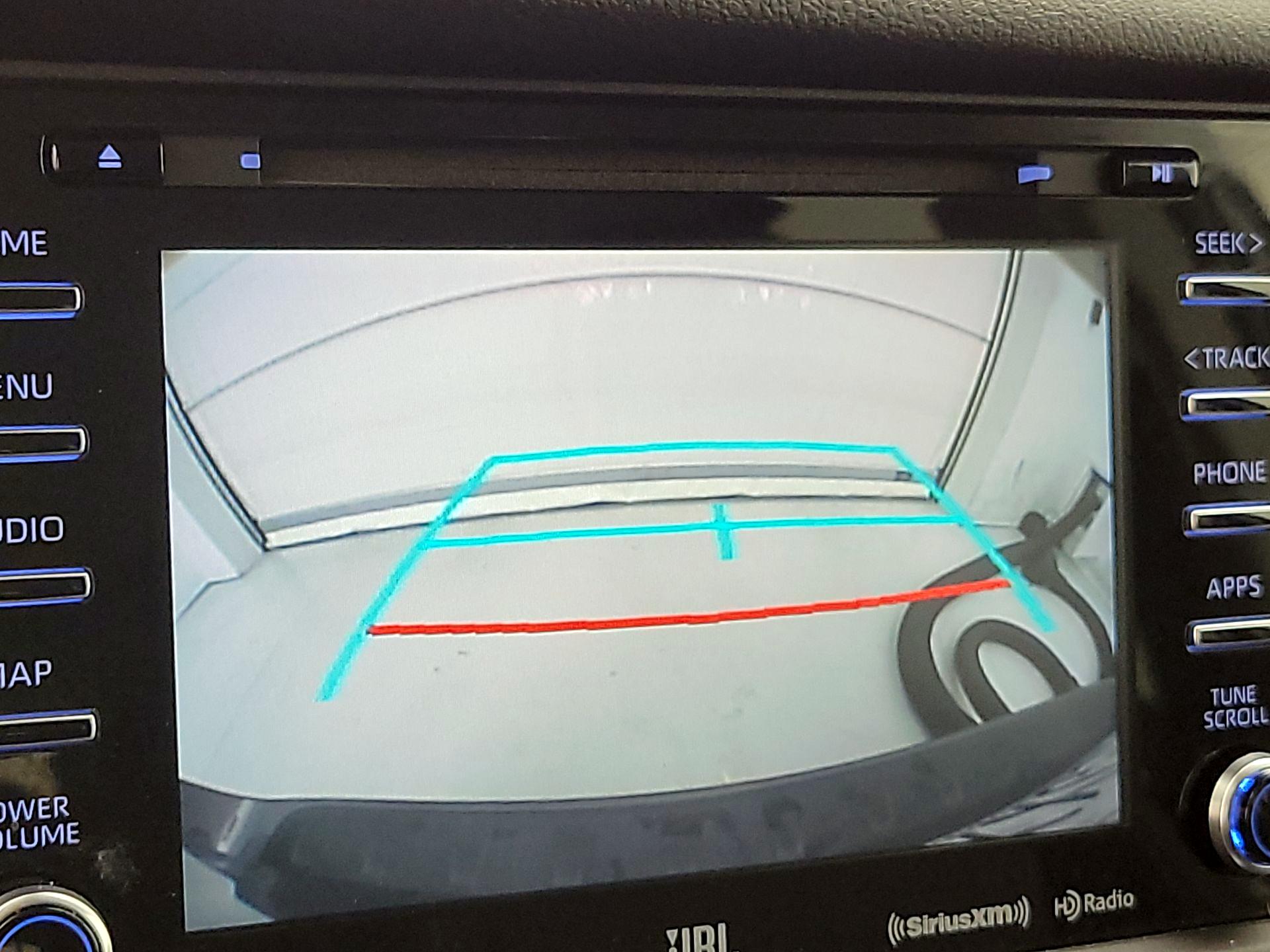 Thumbnail: 2019 Toyota Sienna - 15