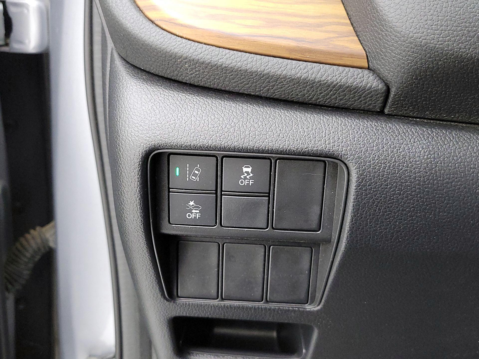 Thumbnail: 2019 Honda CR-V - 13