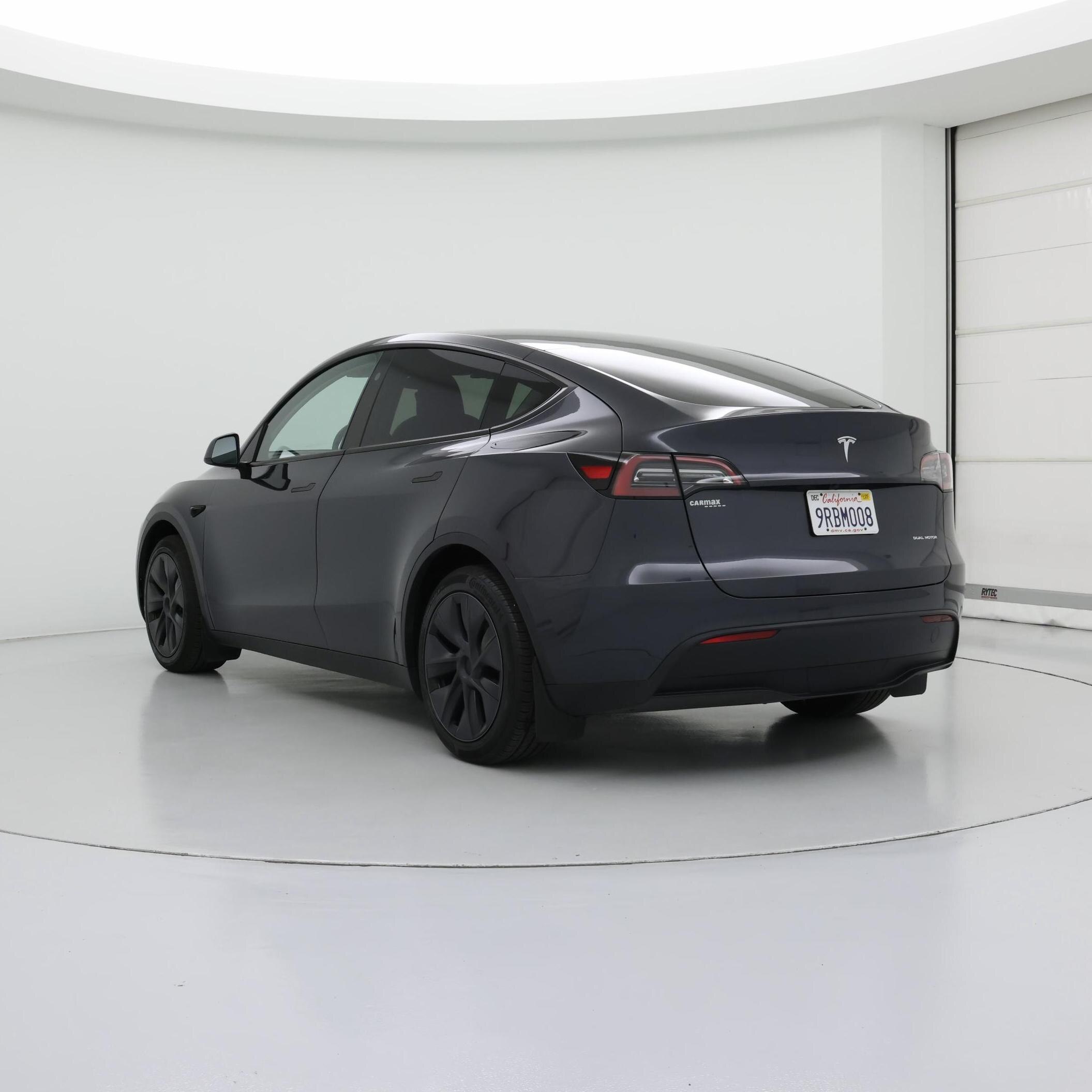 Thumbnail: 2025 Tesla Model Y - 2