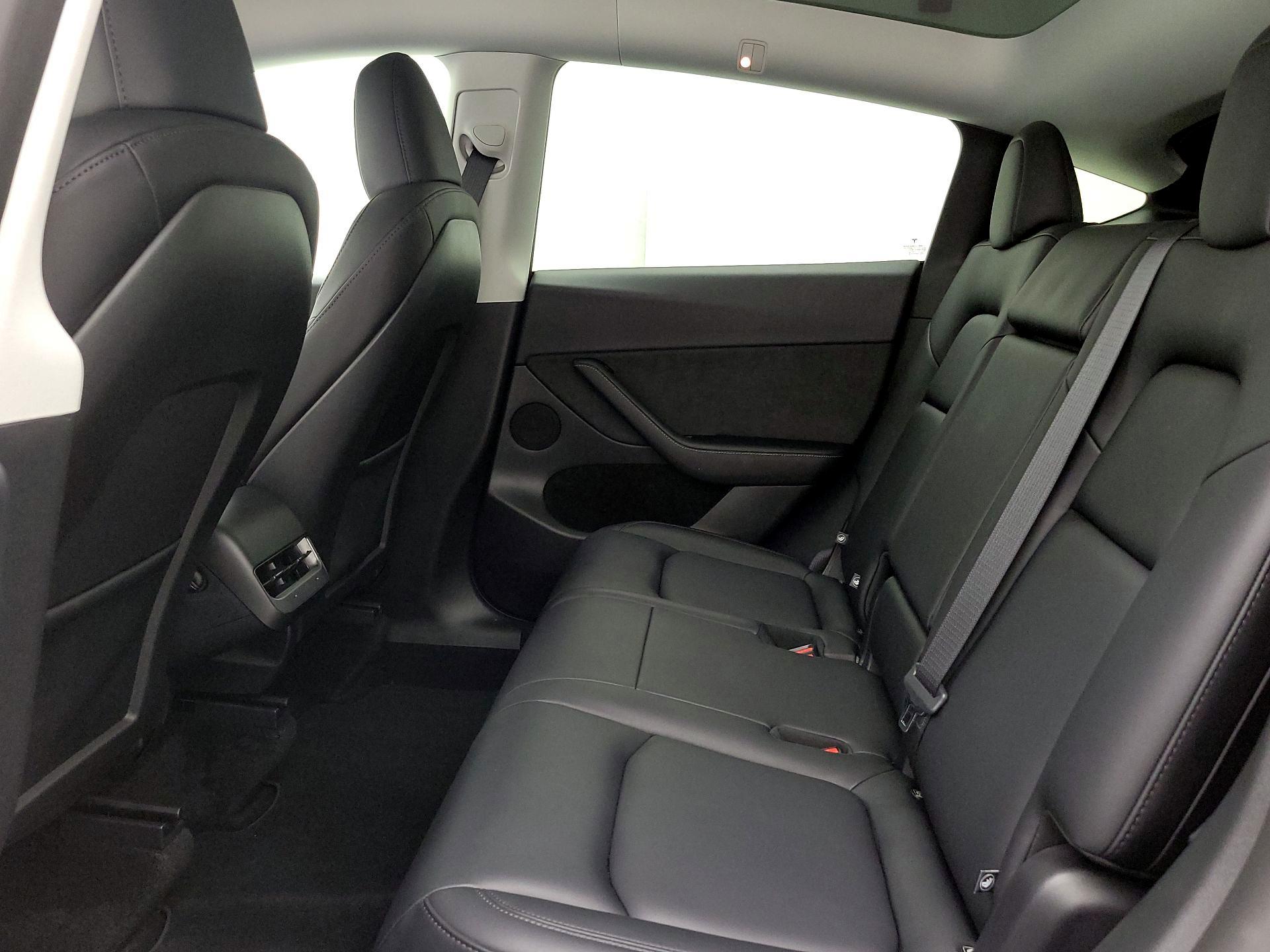 Thumbnail: 2025 Tesla Model Y - 20