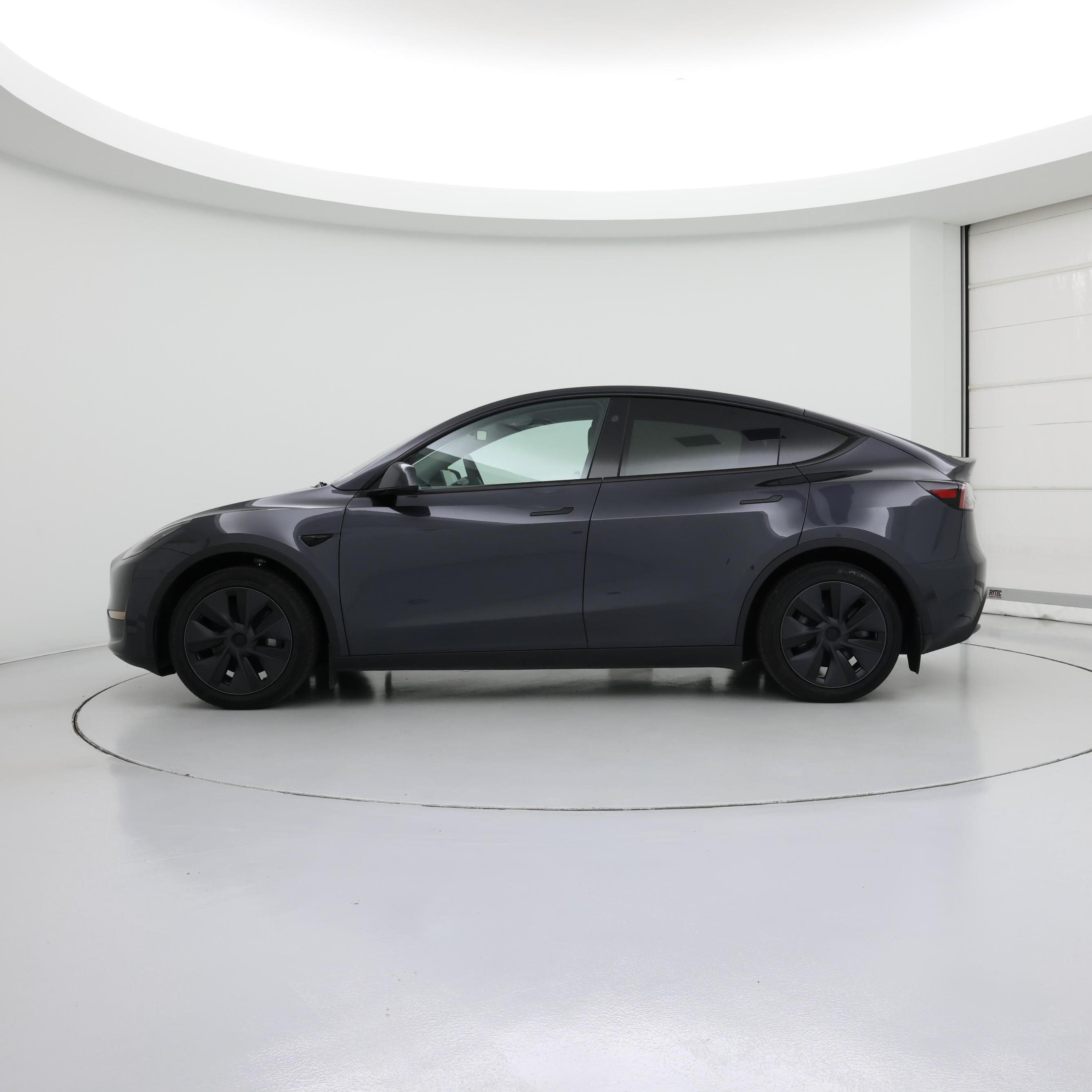 Thumbnail: 2025 Tesla Model Y - 3