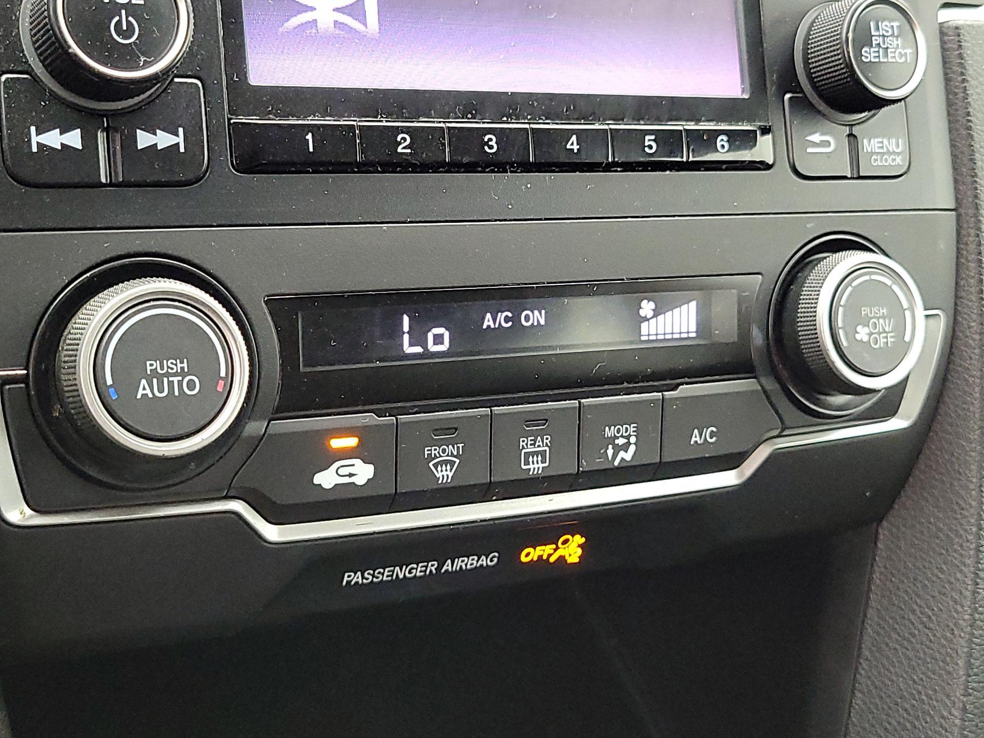 Thumbnail: 2019 Honda Civic - 16