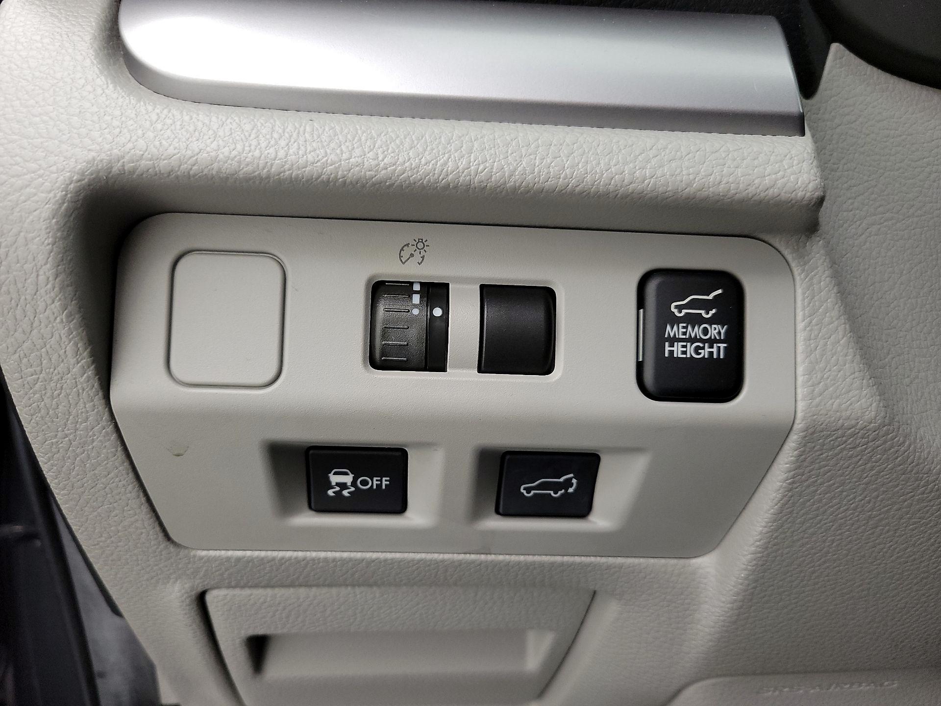 Thumbnail: 2014 Subaru Forester - 13