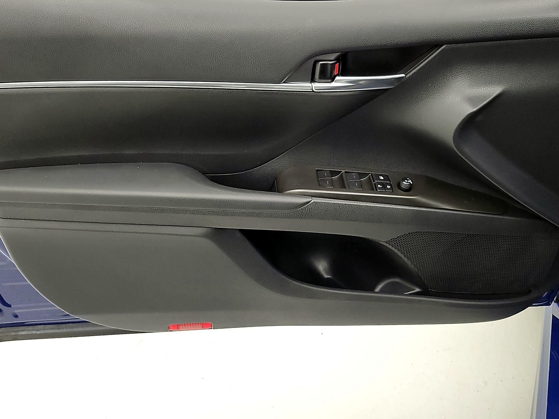 Thumbnail: 2024 Toyota Camry - 12