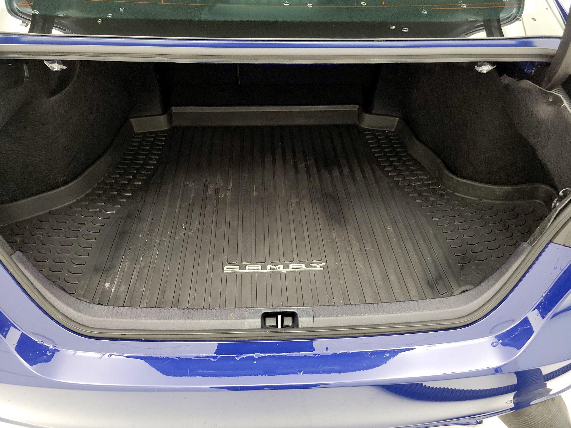 Thumbnail: 2024 Toyota Camry - 20