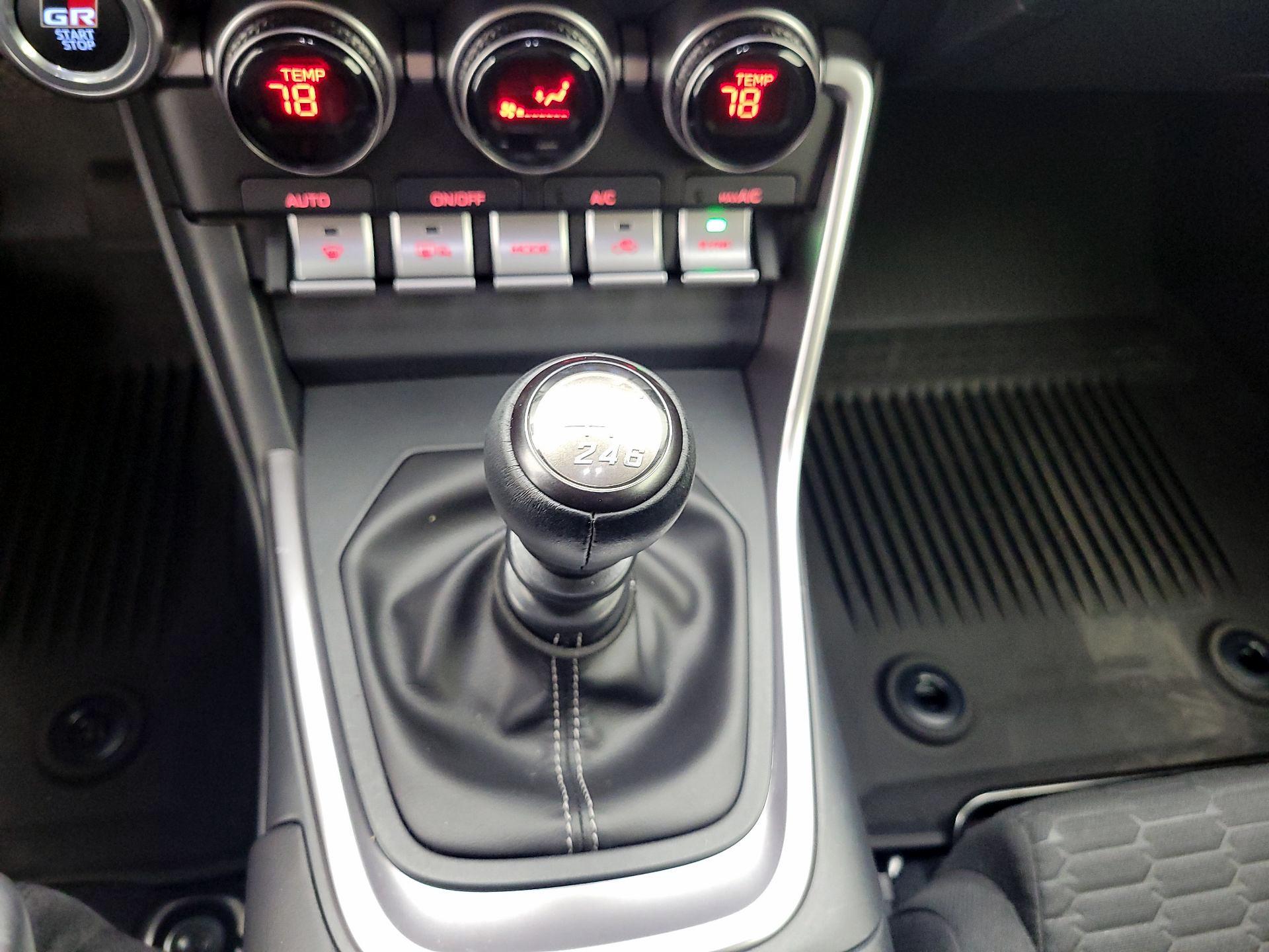 Thumbnail: 2023 Toyota GR86 - 17