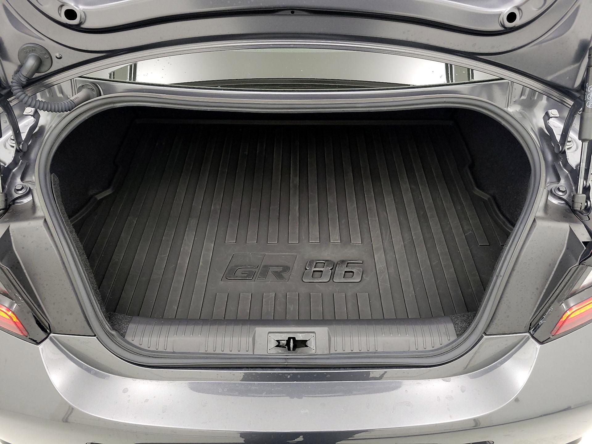 Thumbnail: 2023 Toyota GR86 - 19